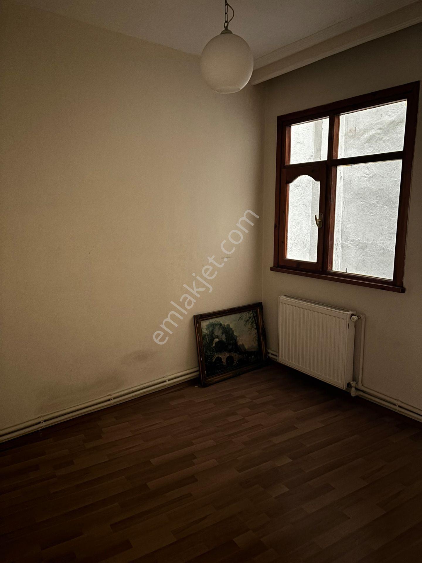 Gülbağ Yenidere Sokak / Kiralık 3+1 / 35.000 Tl - Görsel 13