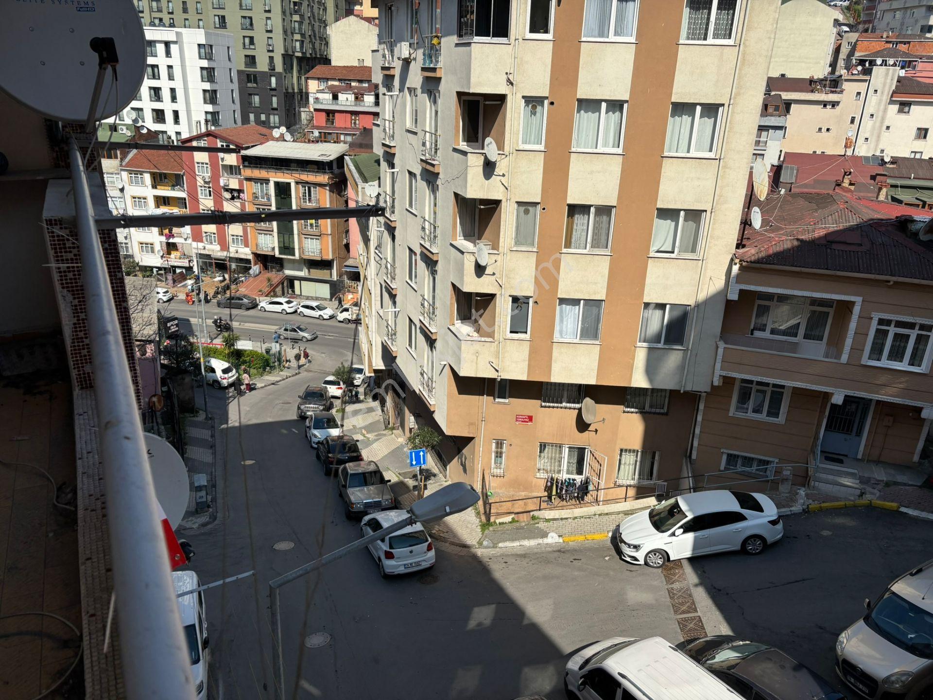 Gülbağ Yenidere Sokak / Kiralık 3+1 / 35.000 Tl - Görsel 10