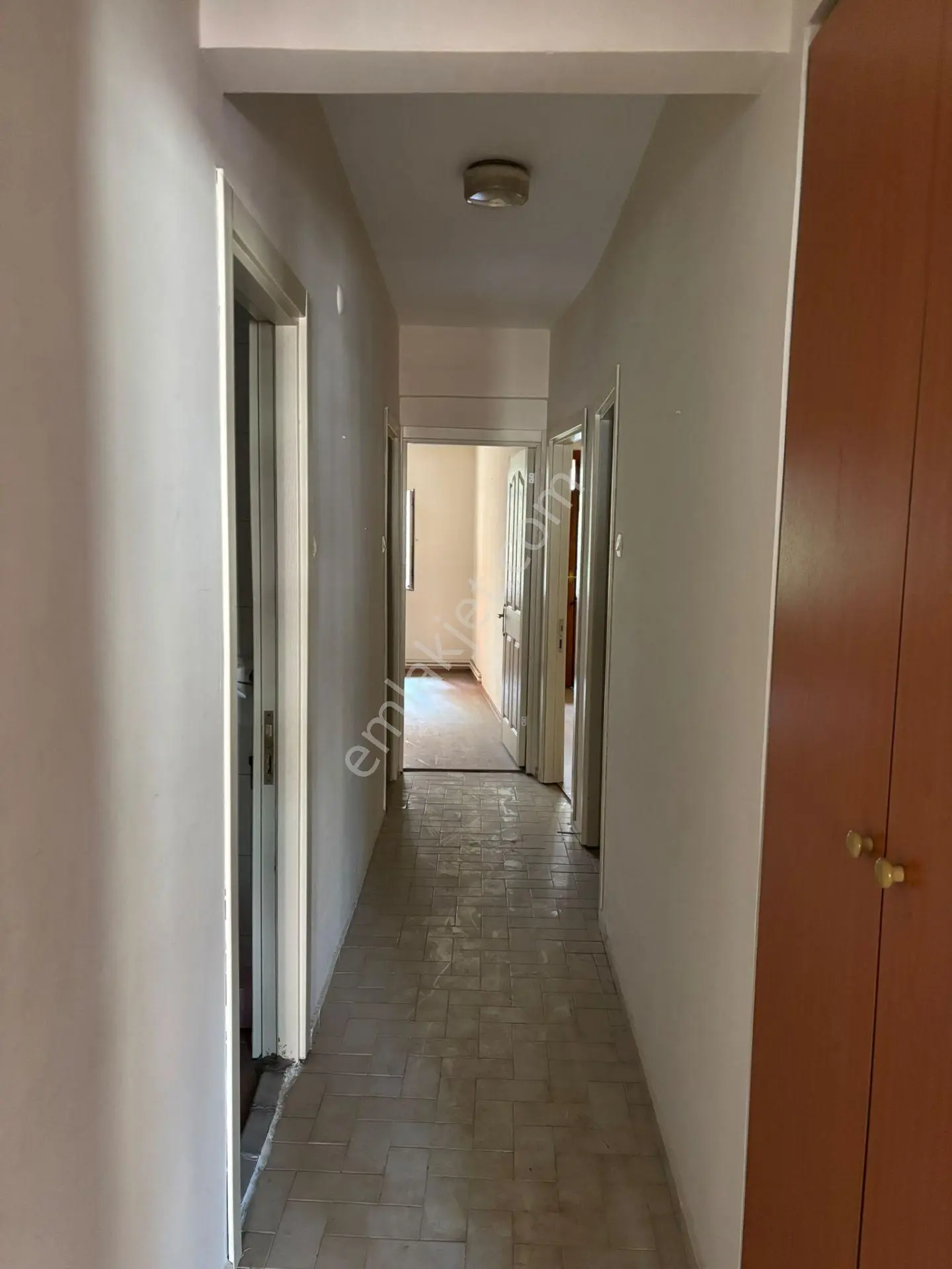 Gülbağ Yenidere Sokak / Kiralık 3+1 / 35.000 Tl - Görsel 5
