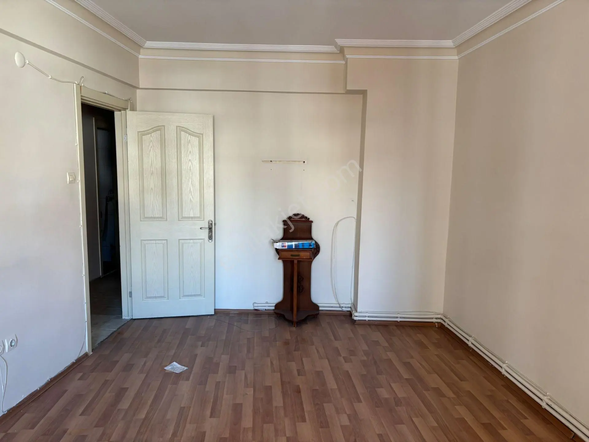 Gülbağ Yenidere Sokak / Kiralık 3+1 / 35.000 Tl - Görsel 4