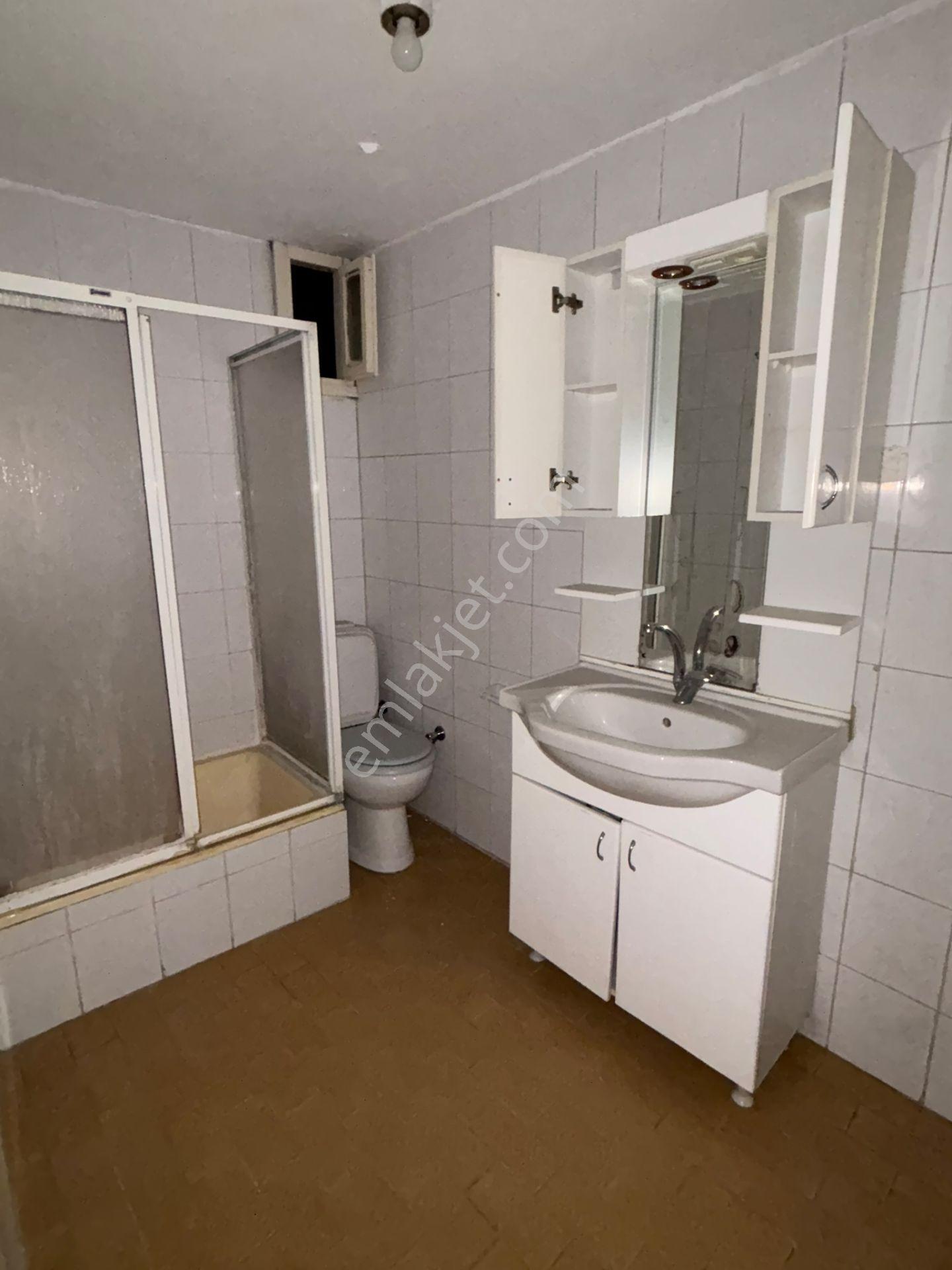Gülbağ Yenidere Sokak / Kiralık 3+1 / 35.000 Tl - Görsel 15