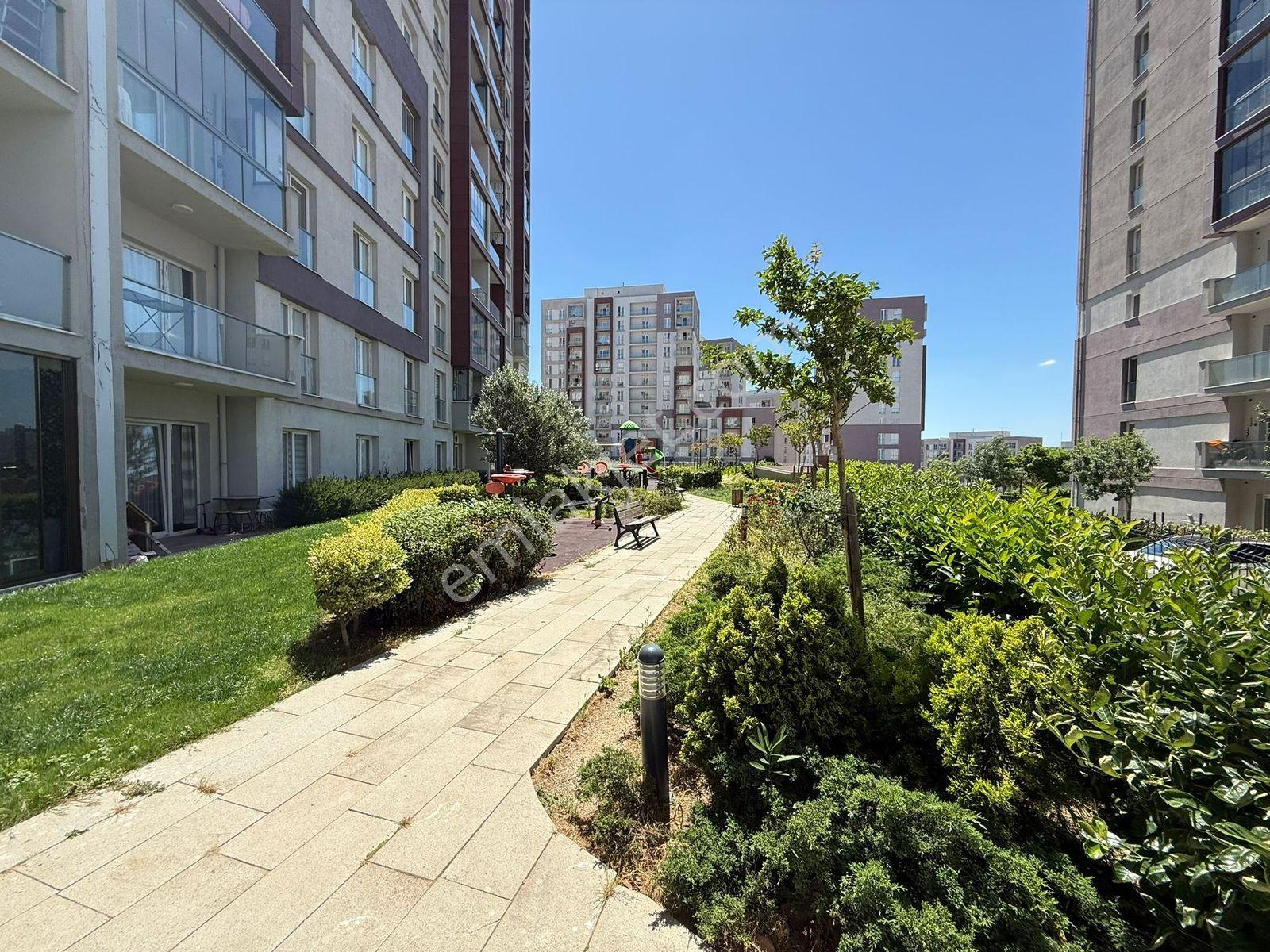 İzmir Yenitepe Sitesinde 1+1 Satılık Daire - Görsel 24