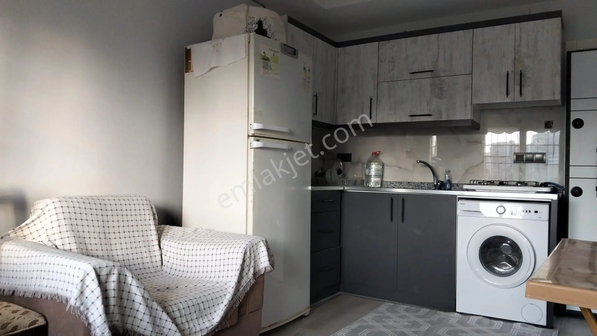 Adana Sarıçam Çarkıparede Çukurova Fırına Yakın Müstakil 1+1 Eşyalı Kiralık Fırsat Daire