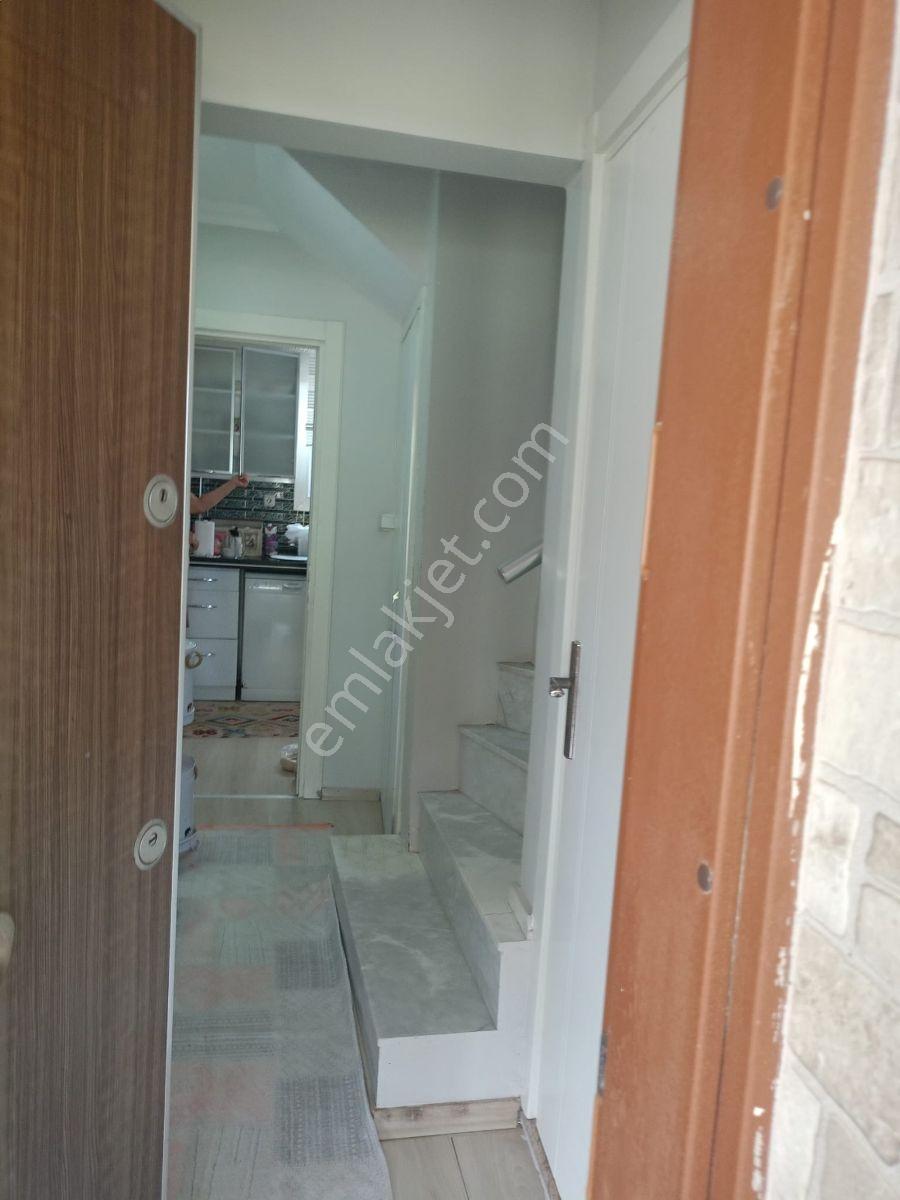 Cumhuriyet Mahallesi Merkezi Konum'da 3+1 Kiralık Villa - Görsel 20