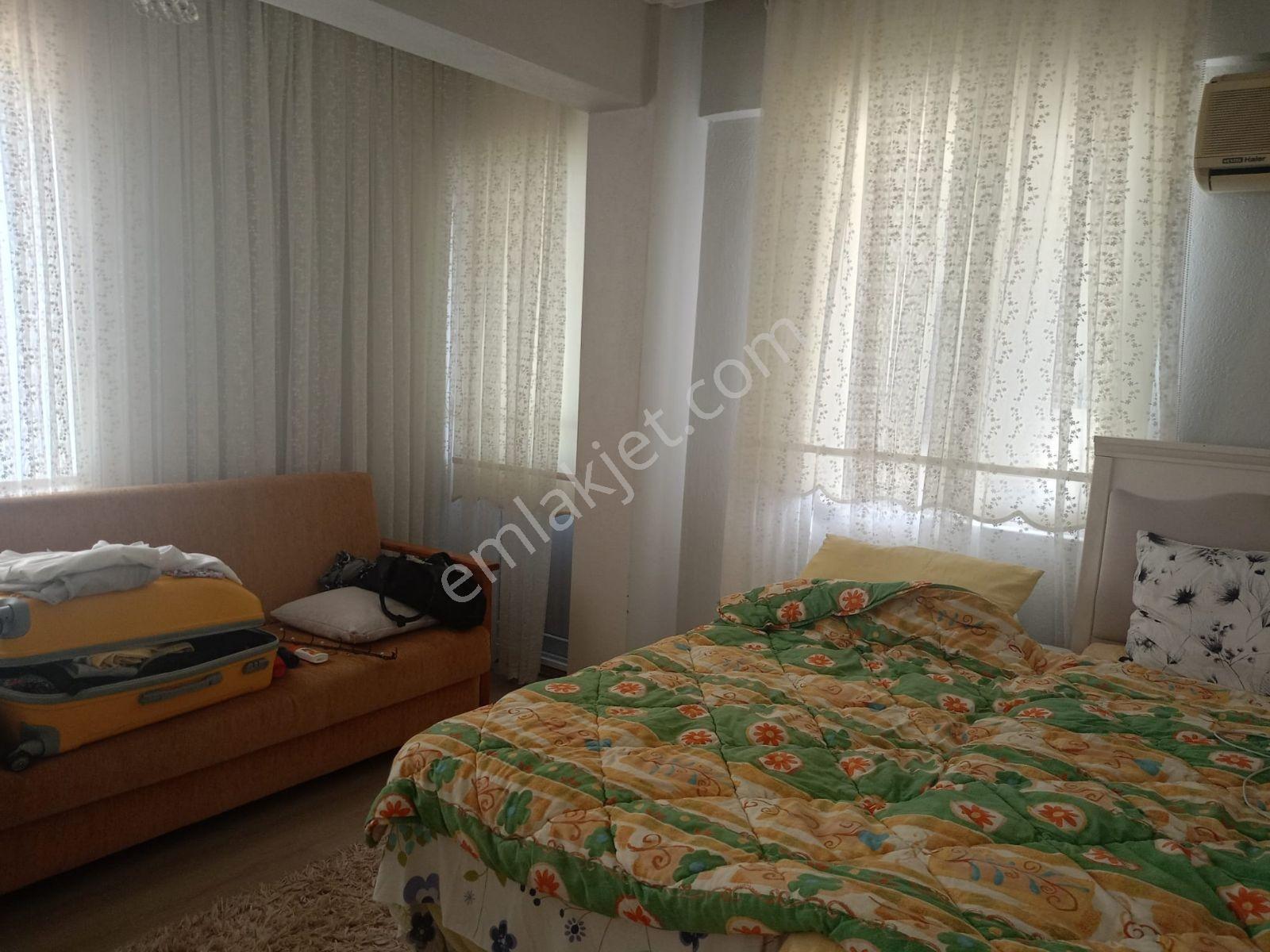 Cumhuriyet Mahallesi Merkezi Konum'da 3+1 Kiralık Villa - Görsel 12
