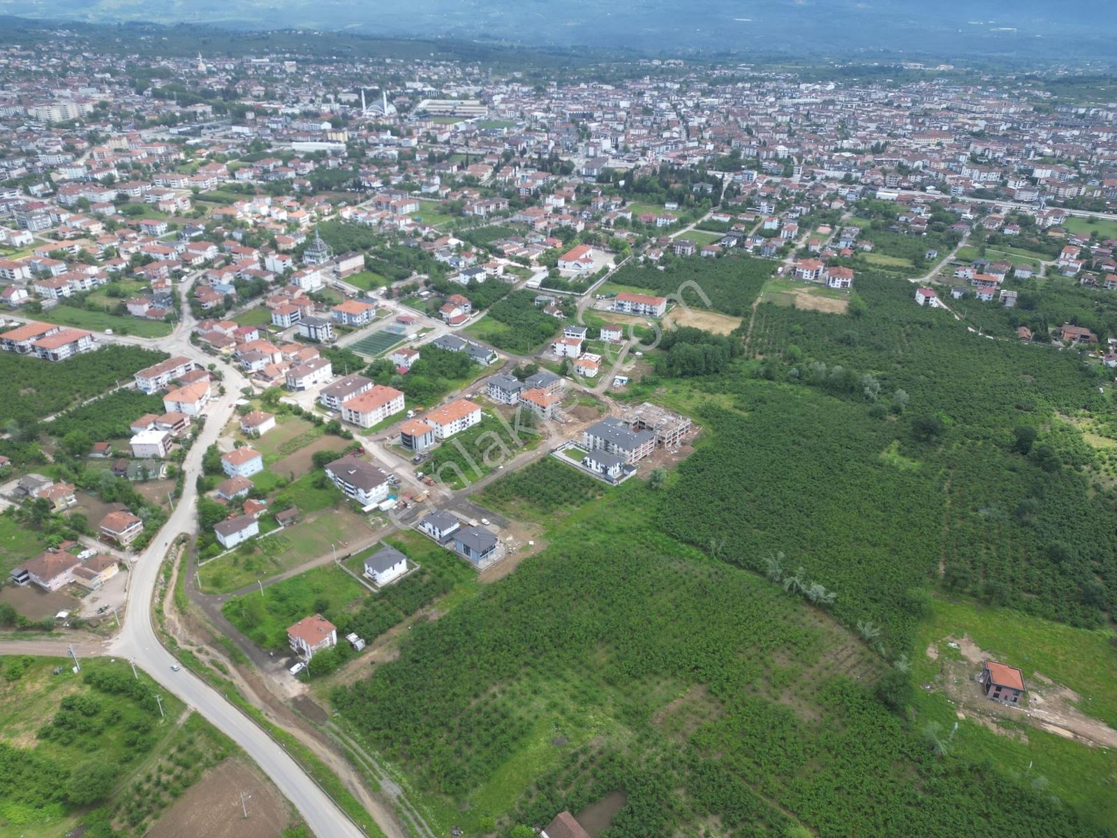 Sakarya Hendek Merkezde 2305m² 3 Kat İmarlı 3 Cephe Satılık Arsa - Görsel 17