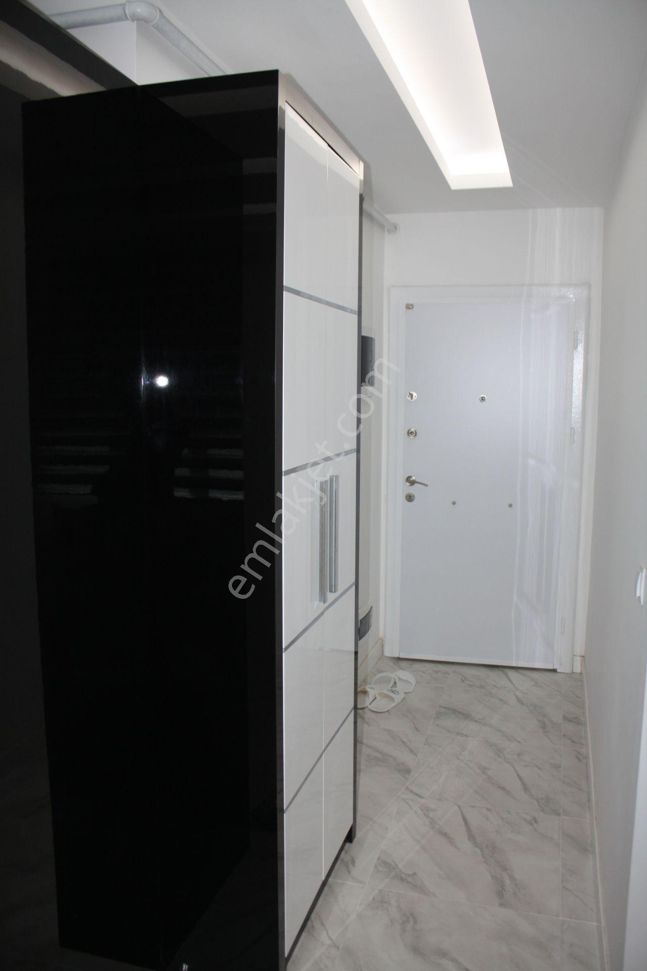 Ender Uysal Gayrimenkulden Sitelerde Foruma Yakın 1+1 Kiralık Klimalı Asansörlü Lüx Apart... - Görsel 6