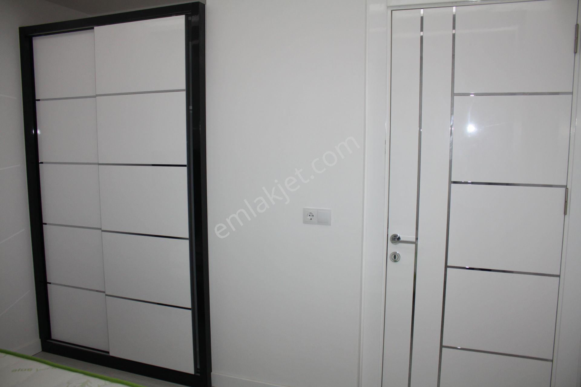 Ender Uysal Gayrimenkulden Sitelerde Foruma Yakın 1+1 Kiralık Klimalı Asansörlü Lüx Apart... - Görsel 4