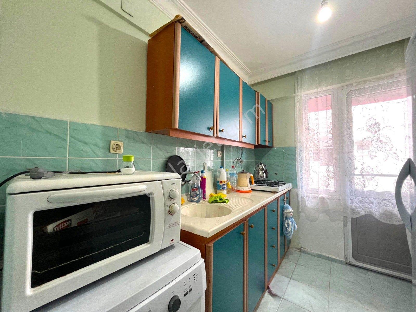 ▄jet Emlaktan Ege Kafe Mevkiinde Arakat Eşyalı Satılık 2+1 Daire - Görsel 3