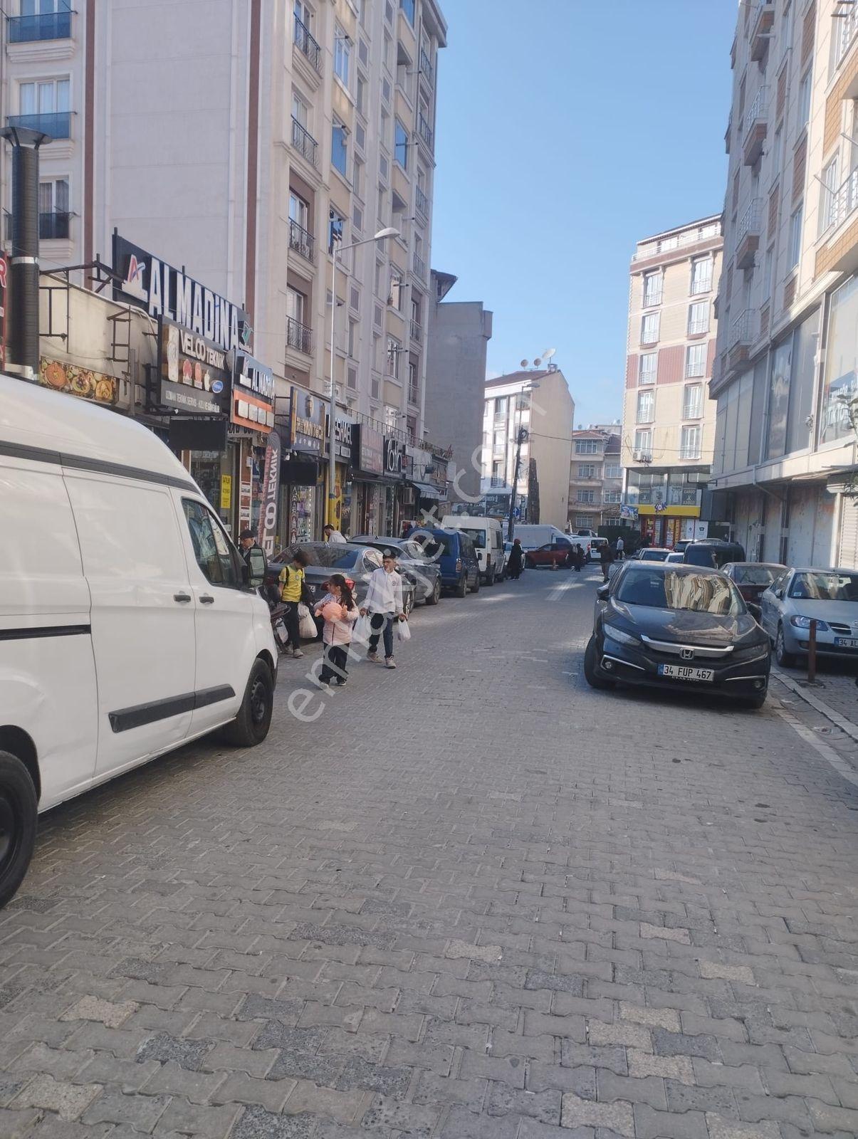 Esenyurt Merkezde Satılık Boş Arakat 2+1 (esencan Arkasında) - Görsel 17