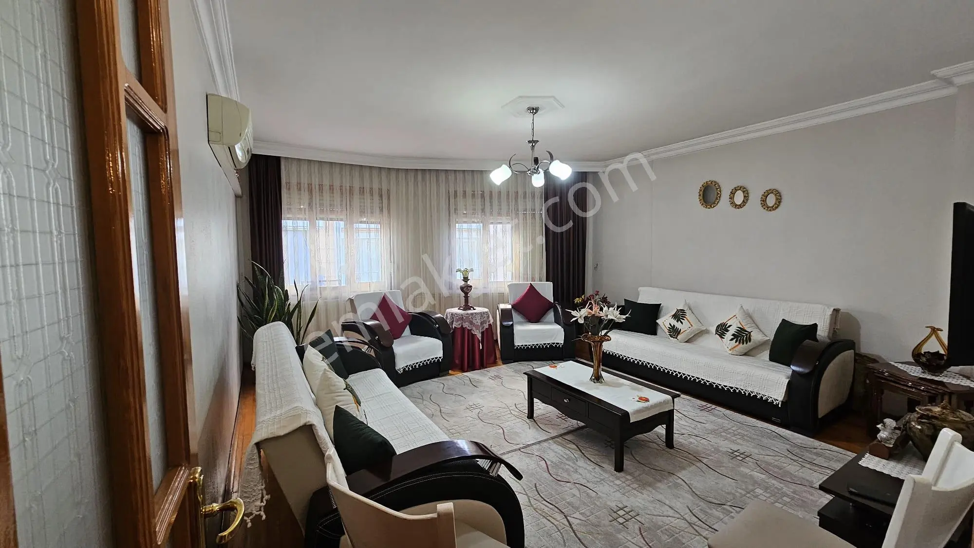 Yuvam Gayrimenkul'den Satılık Salihli Eskicami Mah. Çınarlı Cad. 3+1 135m2 Daire - Görsel 3
