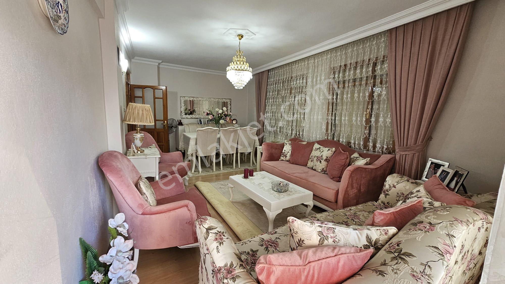 Yuvam Gayrimenkul'den Satılık Salihli Eskicami Mah. Çınarlı Cad. 3+1 135m2 Daire - Görsel 13