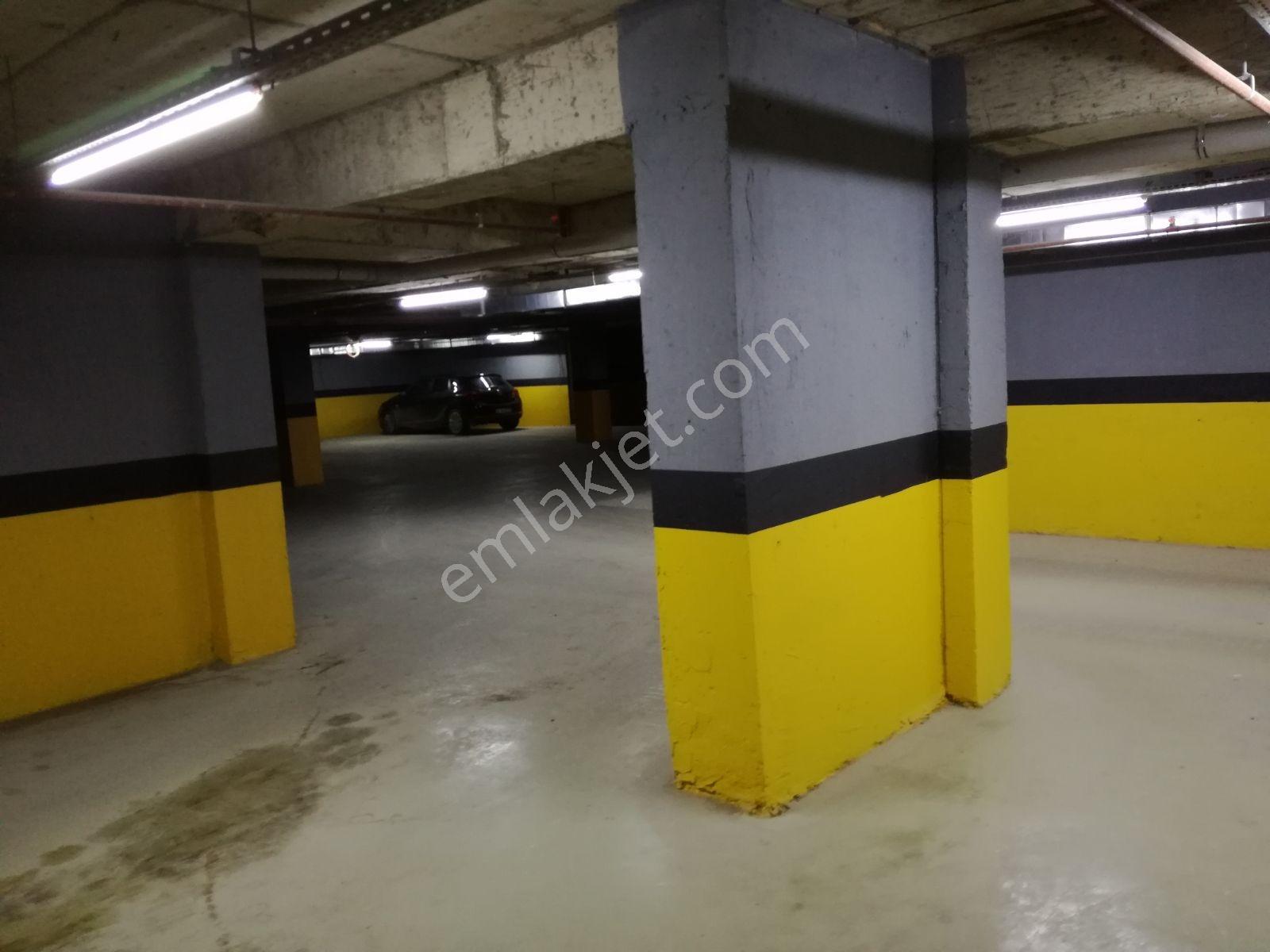 Maltepe Zümrütevlerde 1+1 Güvenlikli Site İçerisinde Ferah Daire - Görsel 17
