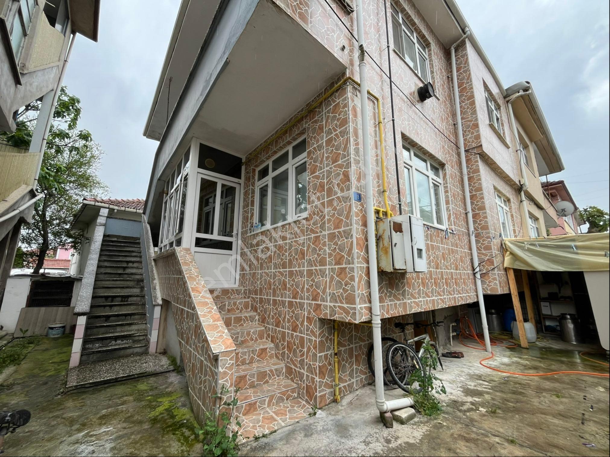 Remax Mavi’ Den Agora Avm Yakını Satılık Komple Bina - Görsel 4
