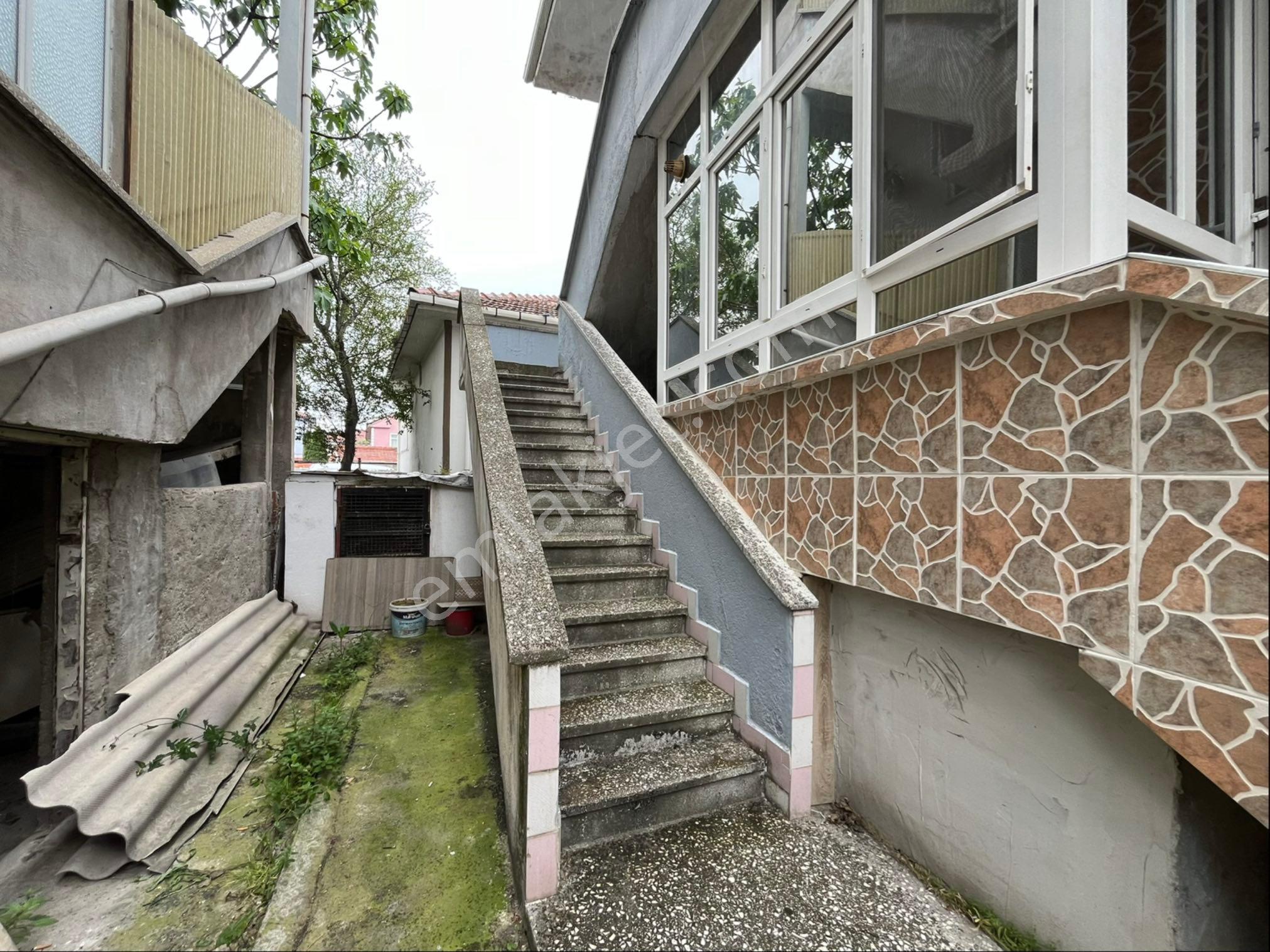 Remax Mavi’ Den Agora Avm Yakını Satılık Komple Bina - Görsel 11