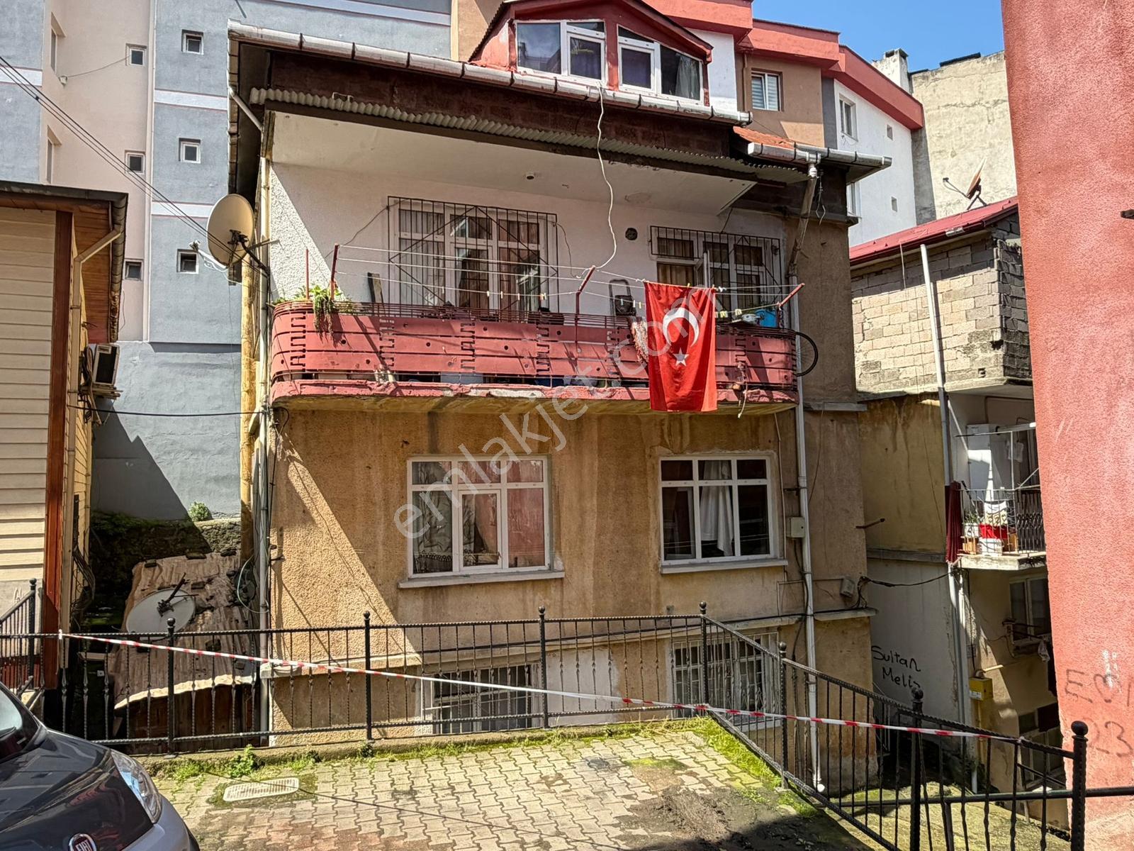 Delta Gayrimenkul'den Nizamiye Mahallesinde Komple Satılık Bina - Görsel 15
