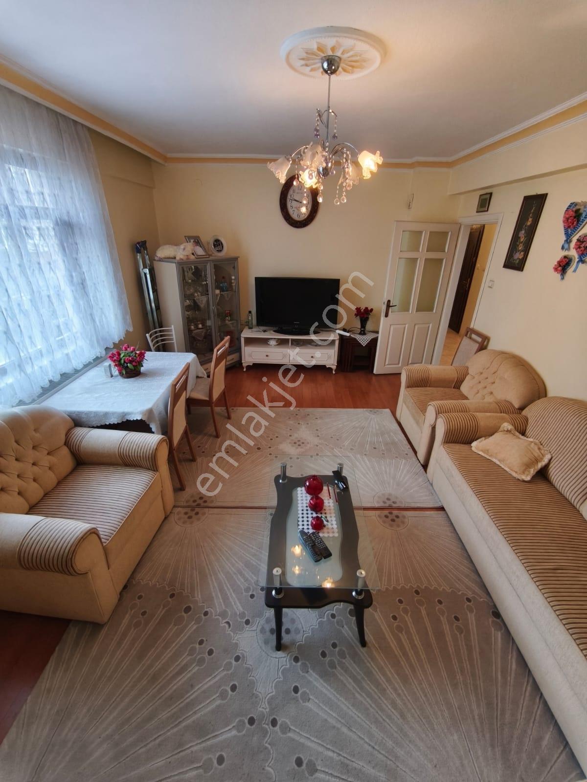 Etimesgut Merkezde 3+1 Ara Kat Köşe Başı İçi Yapılı Polat Emlak - Görsel 4