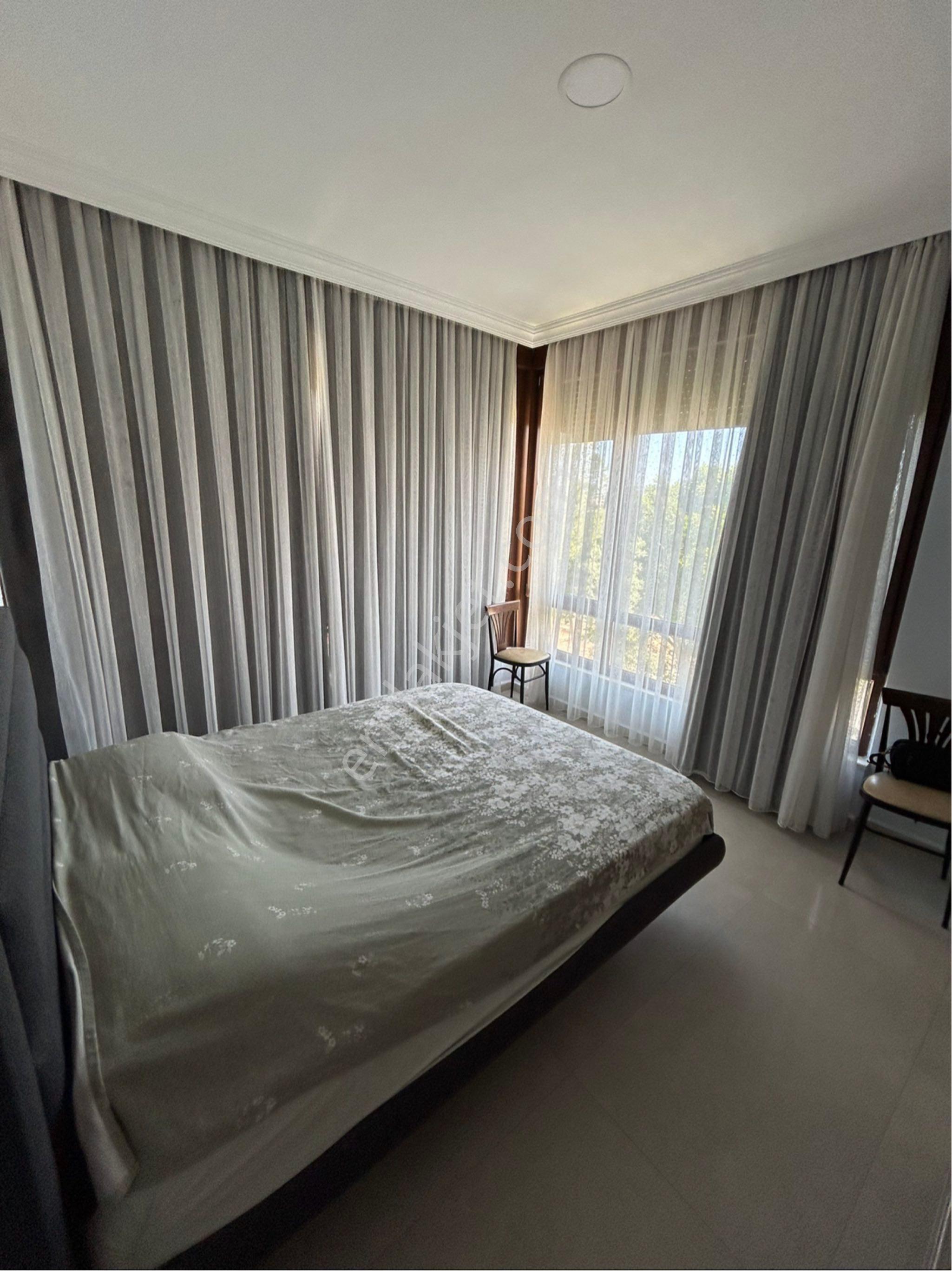 Boğazkent 5+1 Eşyalı Satılık Köşe Villa - Görsel 27