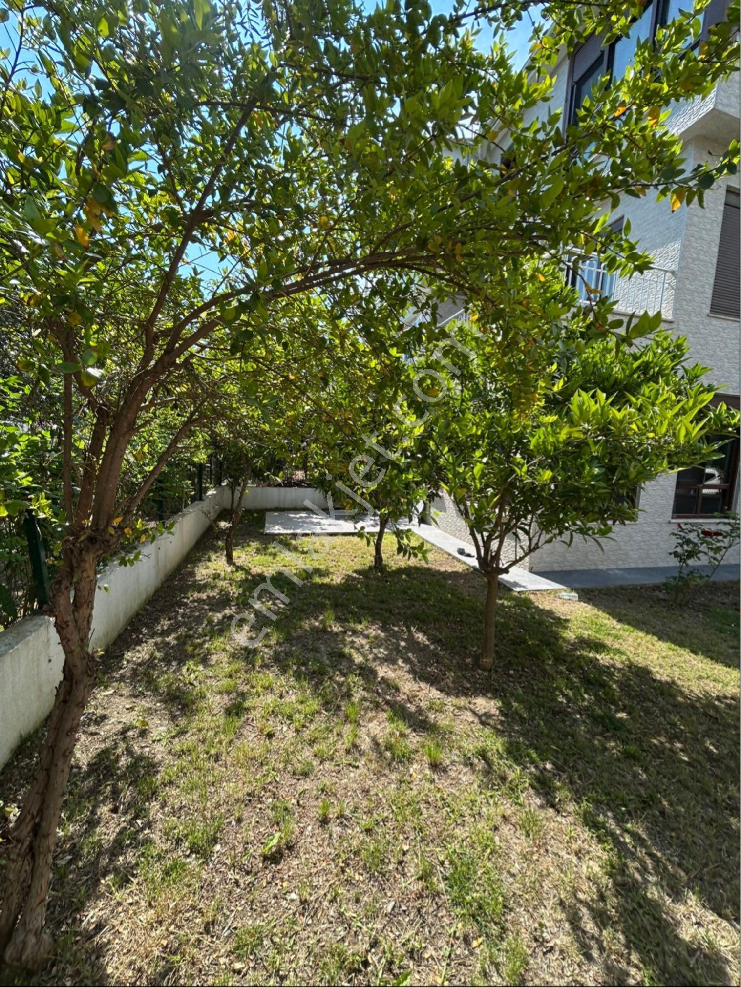 Boğazkent 5+1 Eşyalı Satılık Köşe Villa - Görsel 9