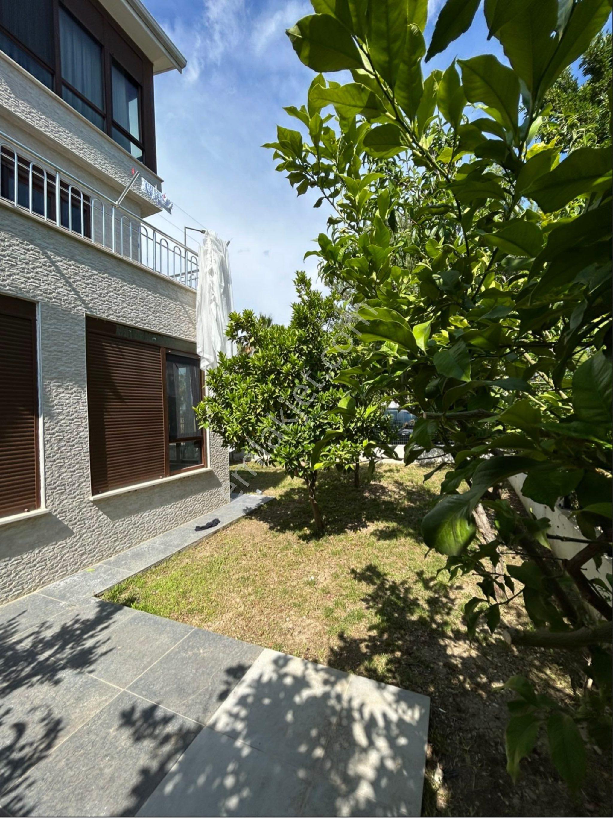 Boğazkent 5+1 Eşyalı Satılık Köşe Villa - Görsel 11