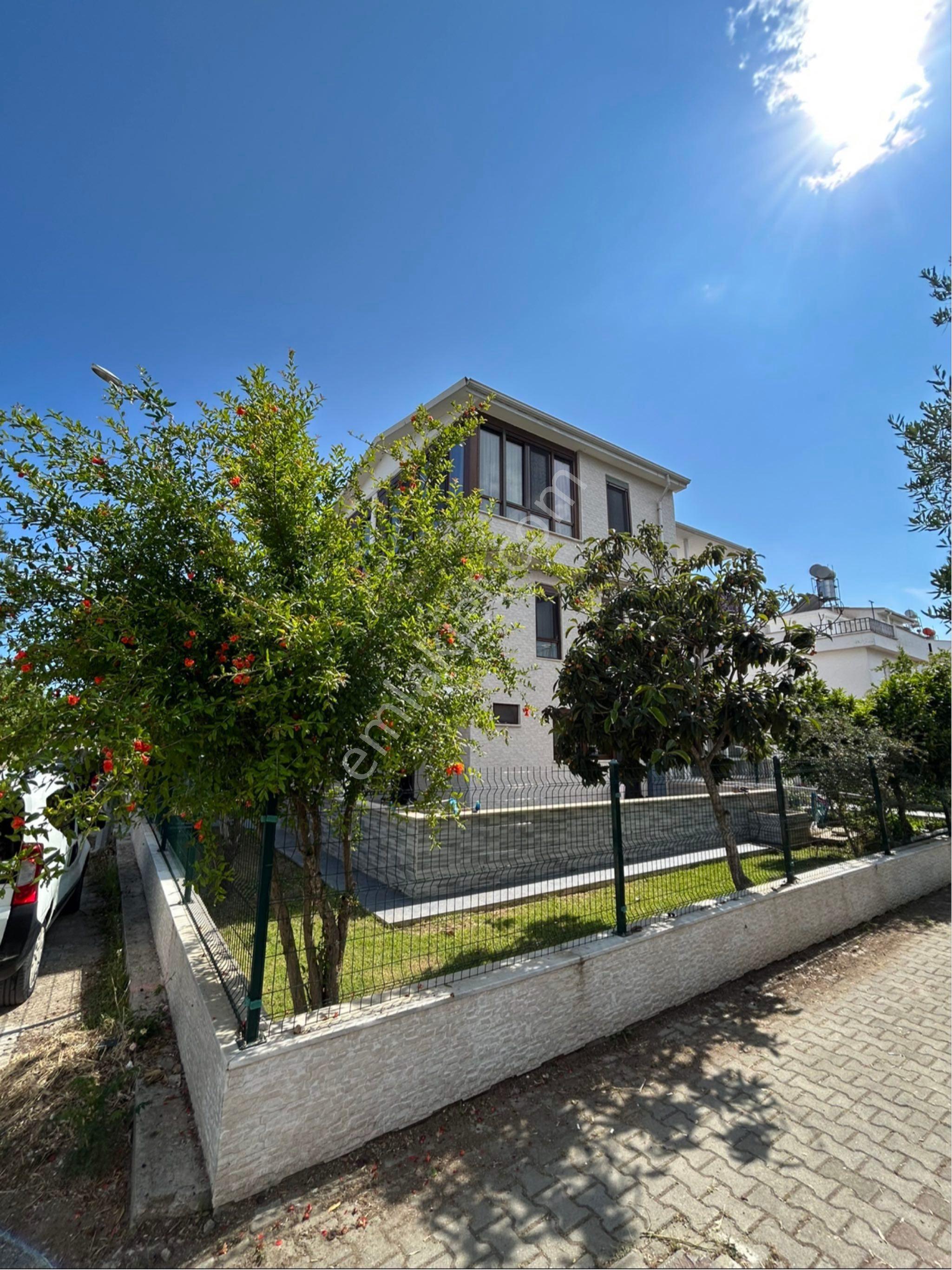 Boğazkent 5+1 Eşyalı Satılık Köşe Villa - Görsel 5