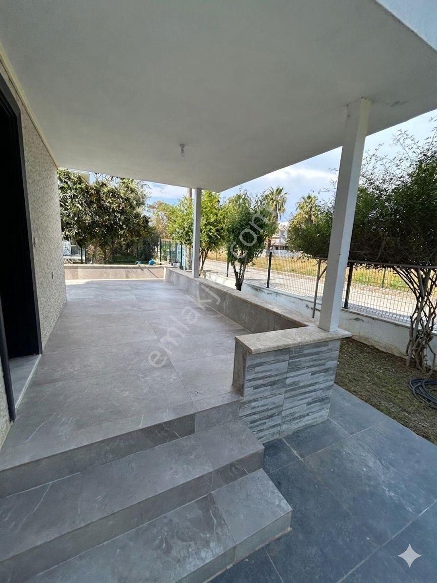 Boğazkent 5+1 Eşyalı Satılık Köşe Villa - Görsel 14