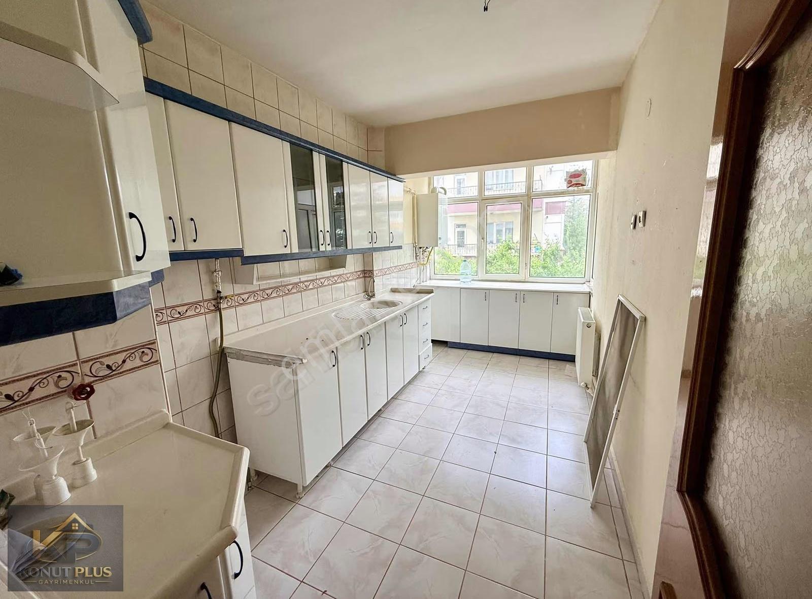 İldem Fatih Mahallesinde Aylık Ödemeli 3+1 Geniş Kiralık Daire - Görsel 6