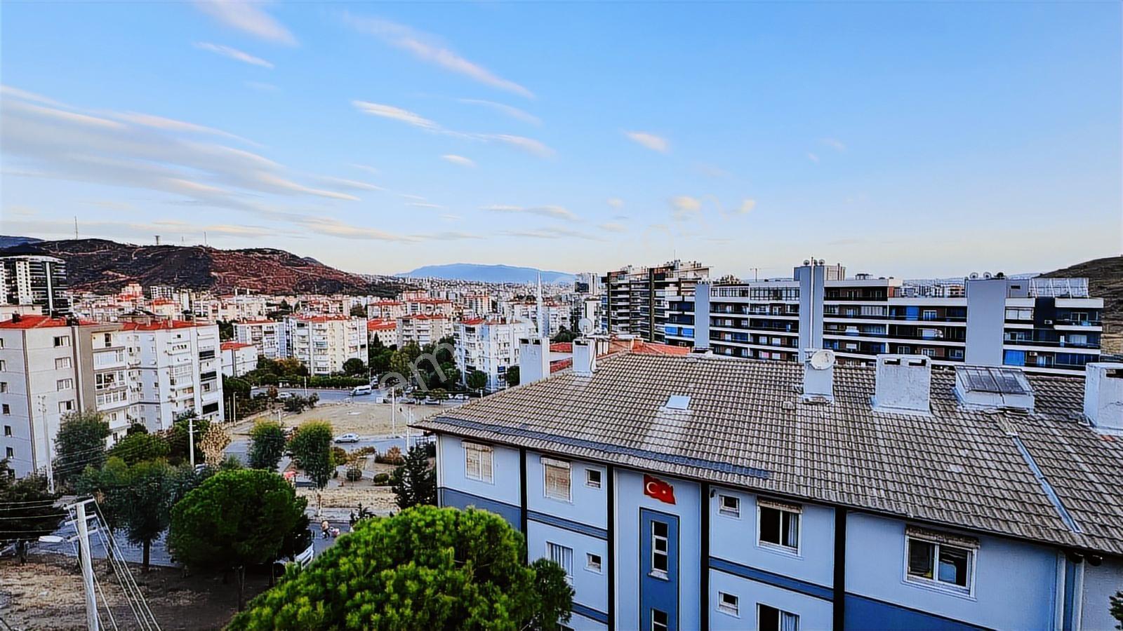 Karşıyaka Örnekköy'de Site İçerisinde 2+1 Doğalgazlı Kiralık - Görsel 26