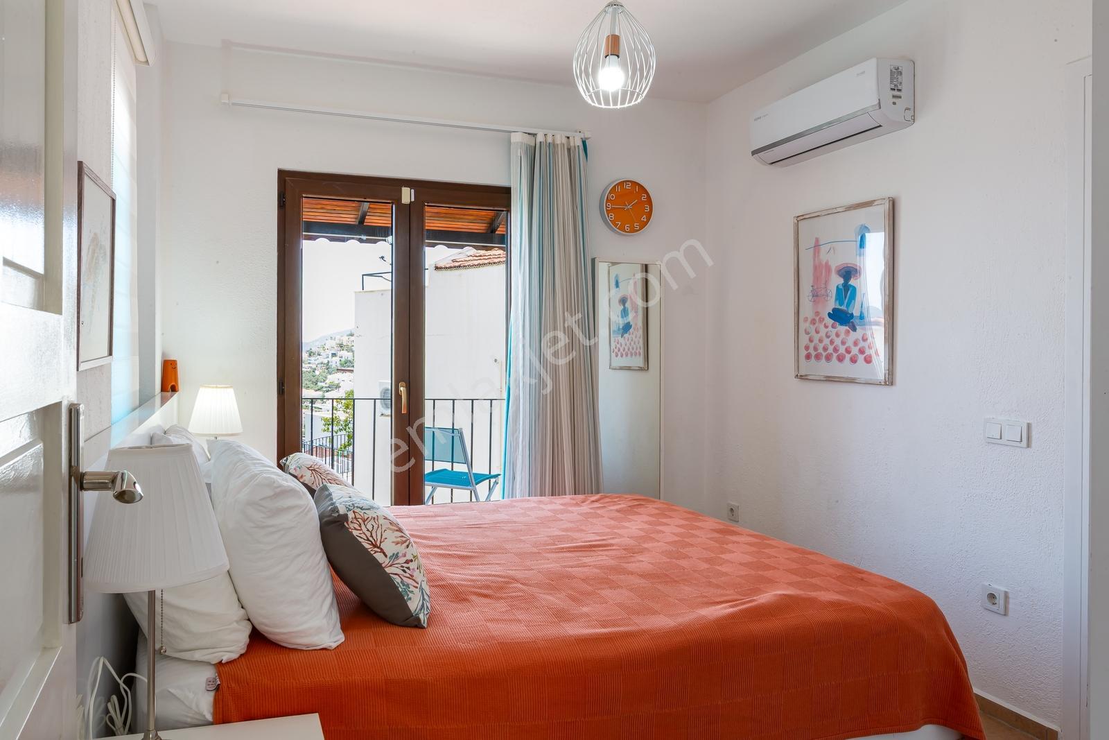 Kalkan Kızıltaşta Deniz Manzaralı Müstakil Villa - Görsel 22