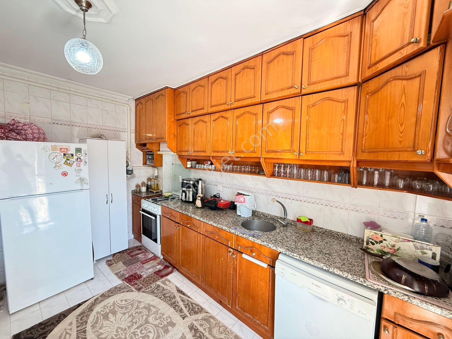 Manisa Alaşehir Alper Gayrimenkulden Beş Eylül Mah.3+1 Krediye Uygun 130m2