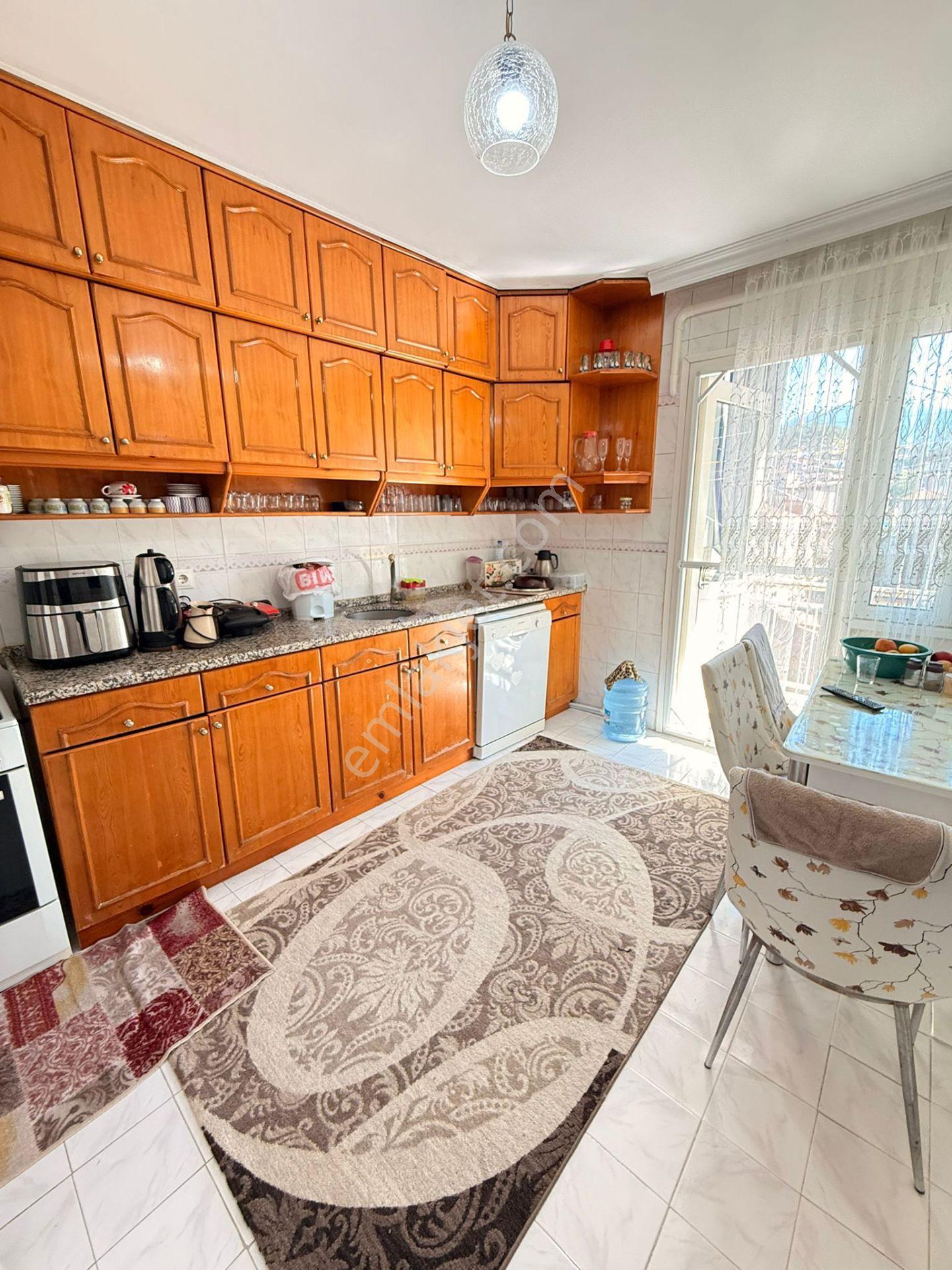 Manisa Alaşehir Alper Gayrimenkulden Beş Eylül Mah.3+1 Krediye Uygun 130m2 - Görsel 6