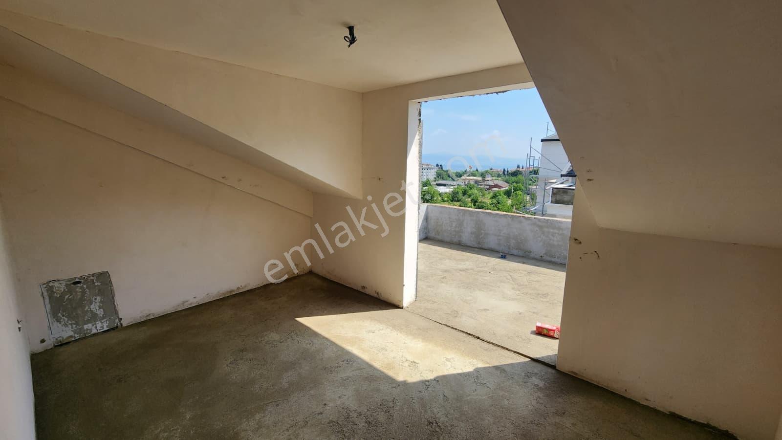 Deniz, Köprü Ve Doğa Manzaralı 2+1 Çatı Dubleks Daire - Görsel 12