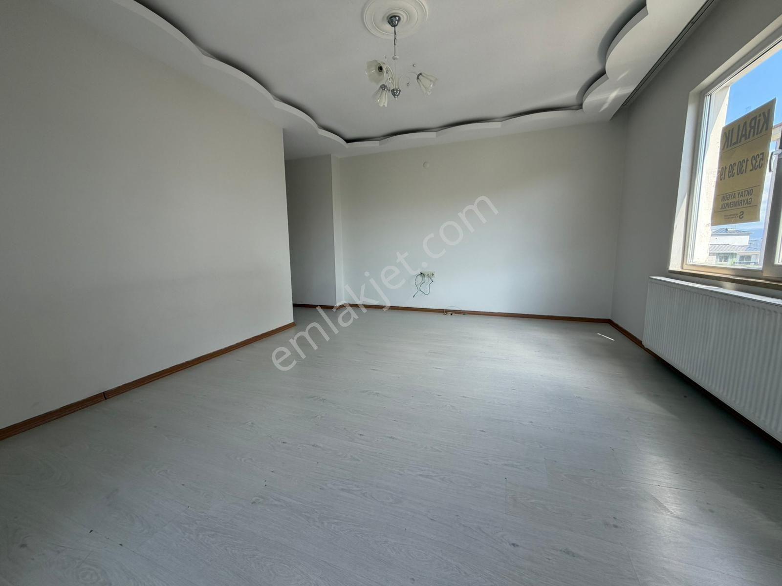 Edremit Eroğlan'da Kapalı Otoparklı Lüks 3+1 Kiralık Daire - Görsel 13