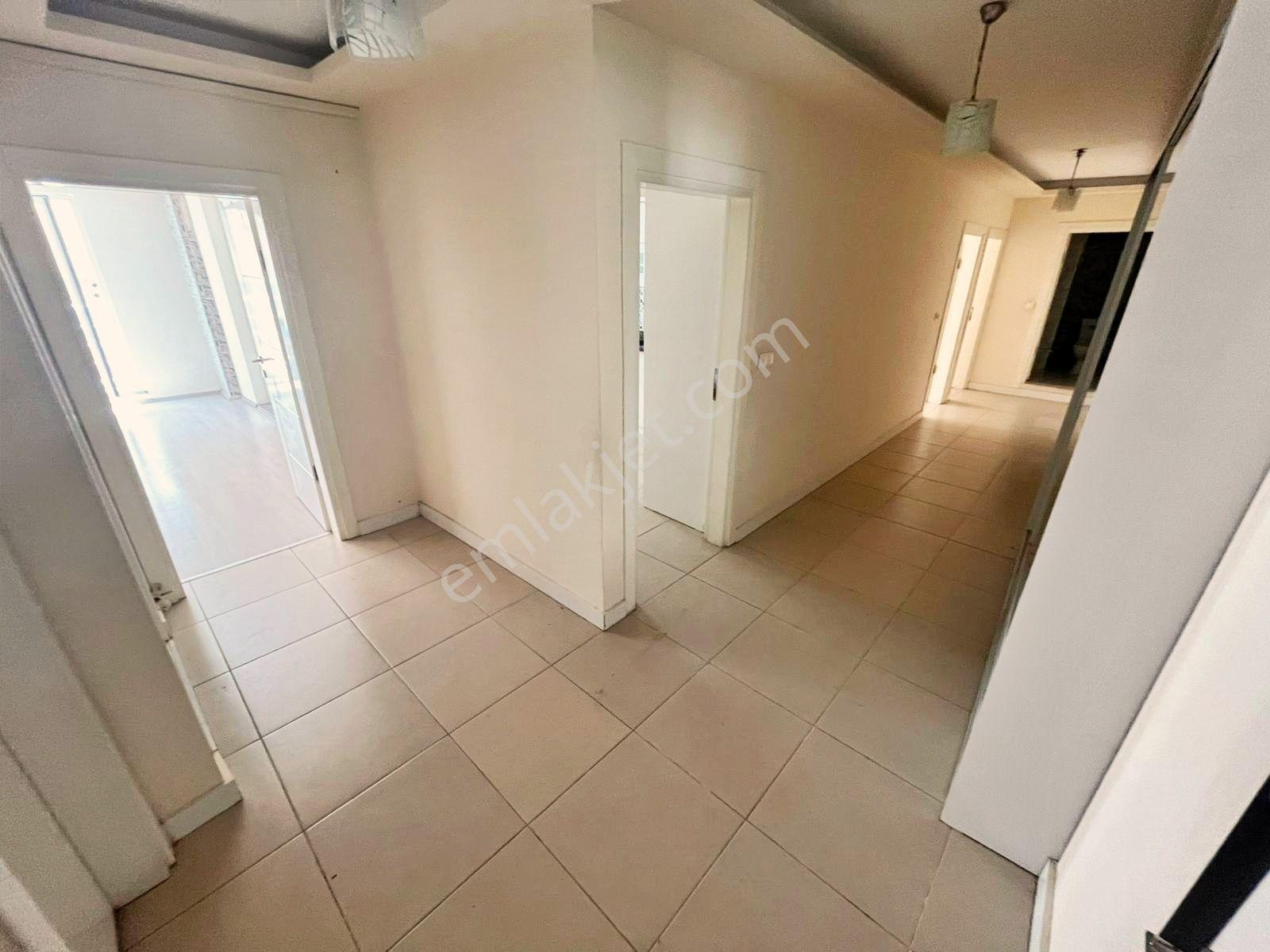 Blue Life Egenden Gerçek İlan Camivasatta Kapalı Otoparklı Ebeveyn Banyolu Fırsat3+1 Daire - Görsel 2