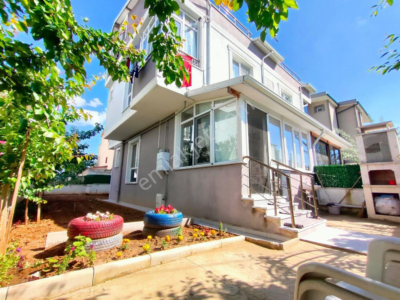 Yeniçiftlikte Geniş Caddeye Cephe Masrafsız Bahçeli Yazlık Villa - Görsel 6