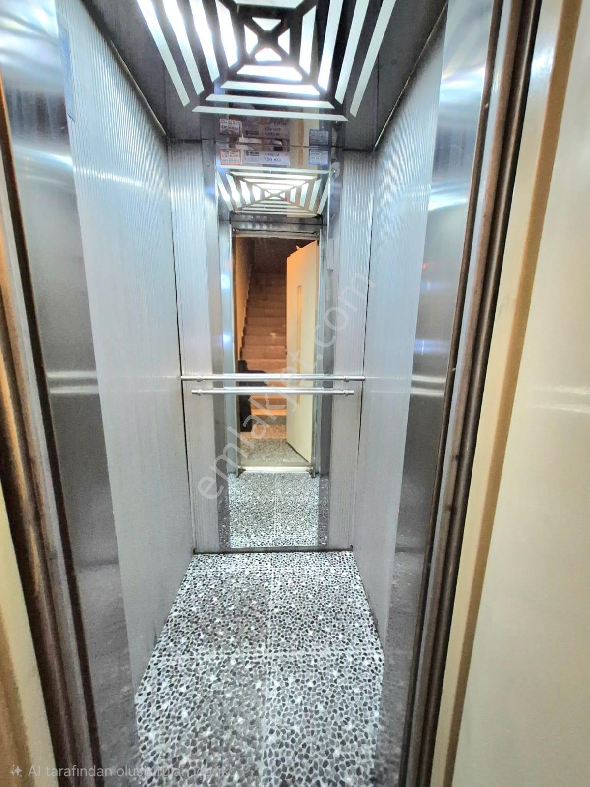 Bahçelievler Fevzipaşa Okulu Yaknı Otoparklı Asansörlü 3+1 120m2 - Görsel 34