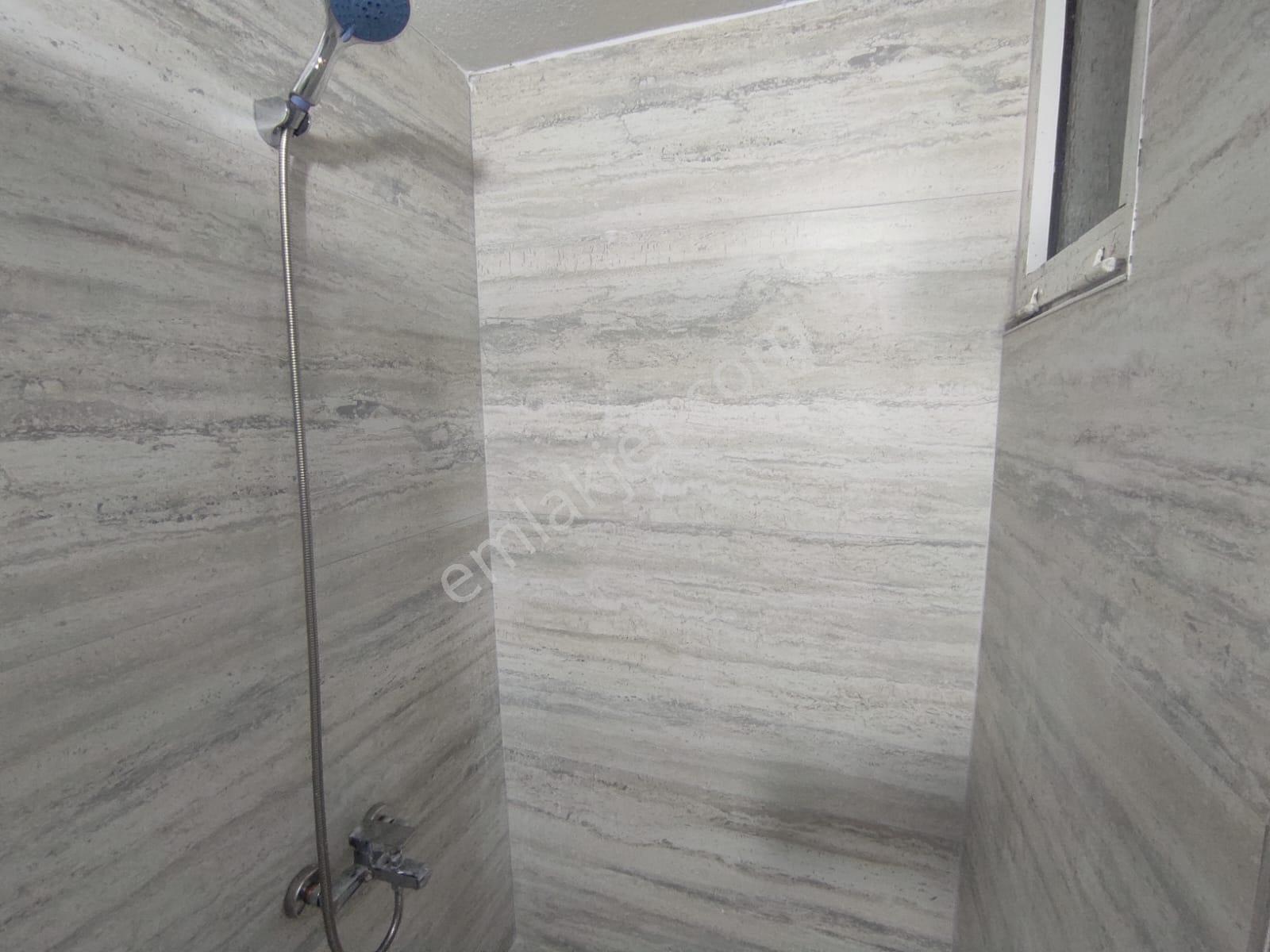 Buca Adatepe Mahallesinde Kiralık 2+1 Daire - Görsel 12