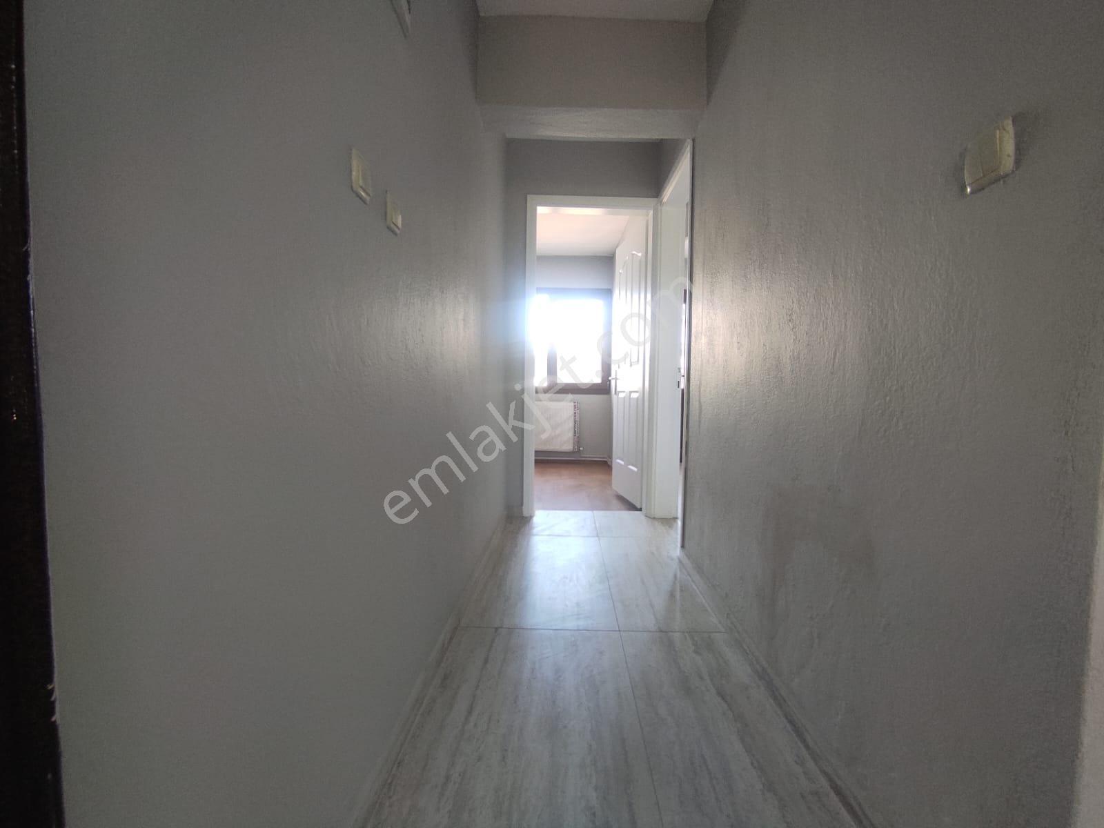 Buca Adatepe Mahallesinde Kiralık 2+1 Daire - Görsel 6