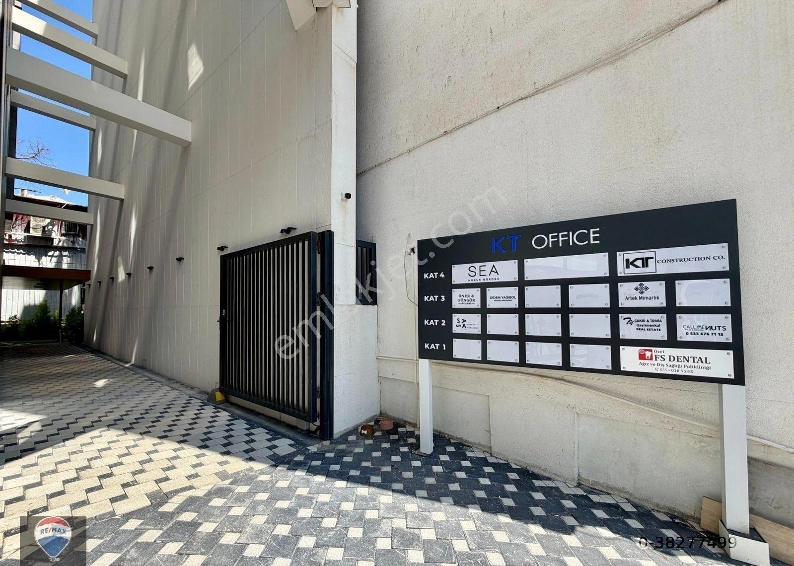 Kuşadası Merkez Ana Cadde Üzerınde 46 M² Kıralık Ofıs - Görsel 15