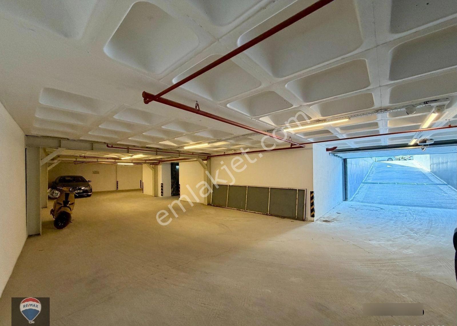 Kuşadası Merkez Ana Cadde Üzerınde 57 M² Kıralık Ofıs - Görsel 16