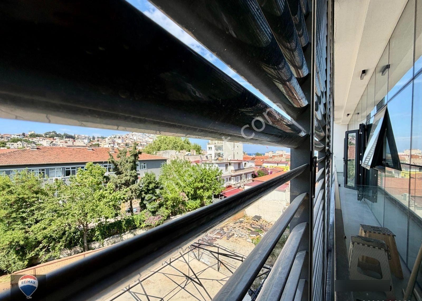 Kuşadası Merkez Ana Cadde Üzerınde 104 M² Kıralık Ofıs - Görsel 8