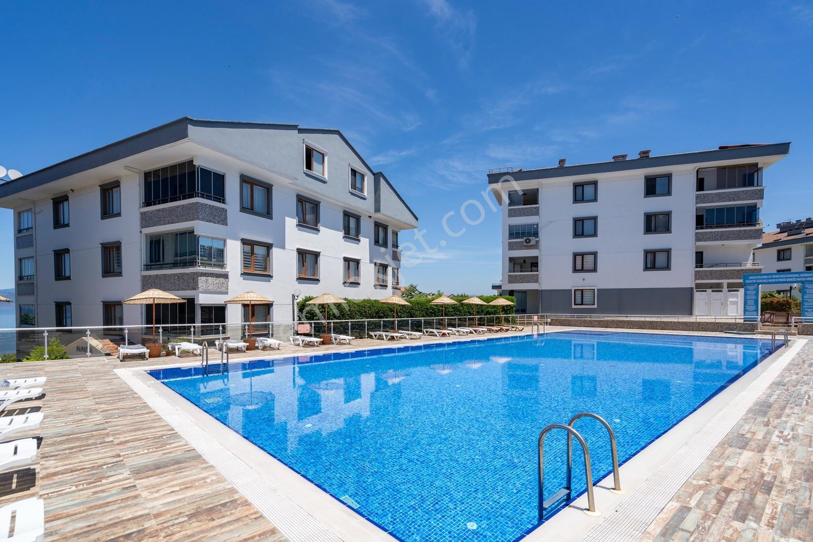Burgaz Arslankale Sitesinde Deniz Manzaralı 5+1 Dubleks - Görsel 12