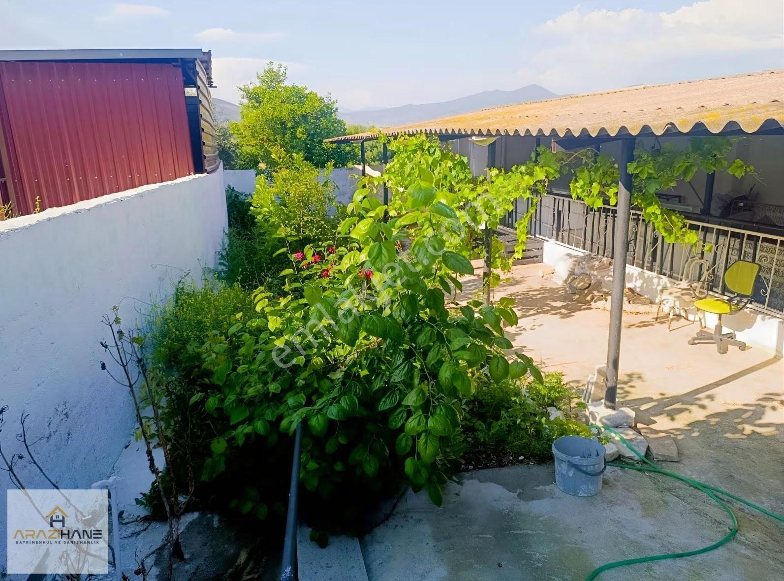 Milas Ekinanbarı Mahallesi Satılık 2 Müstakil Ev Bahçesi - Görsel 27
