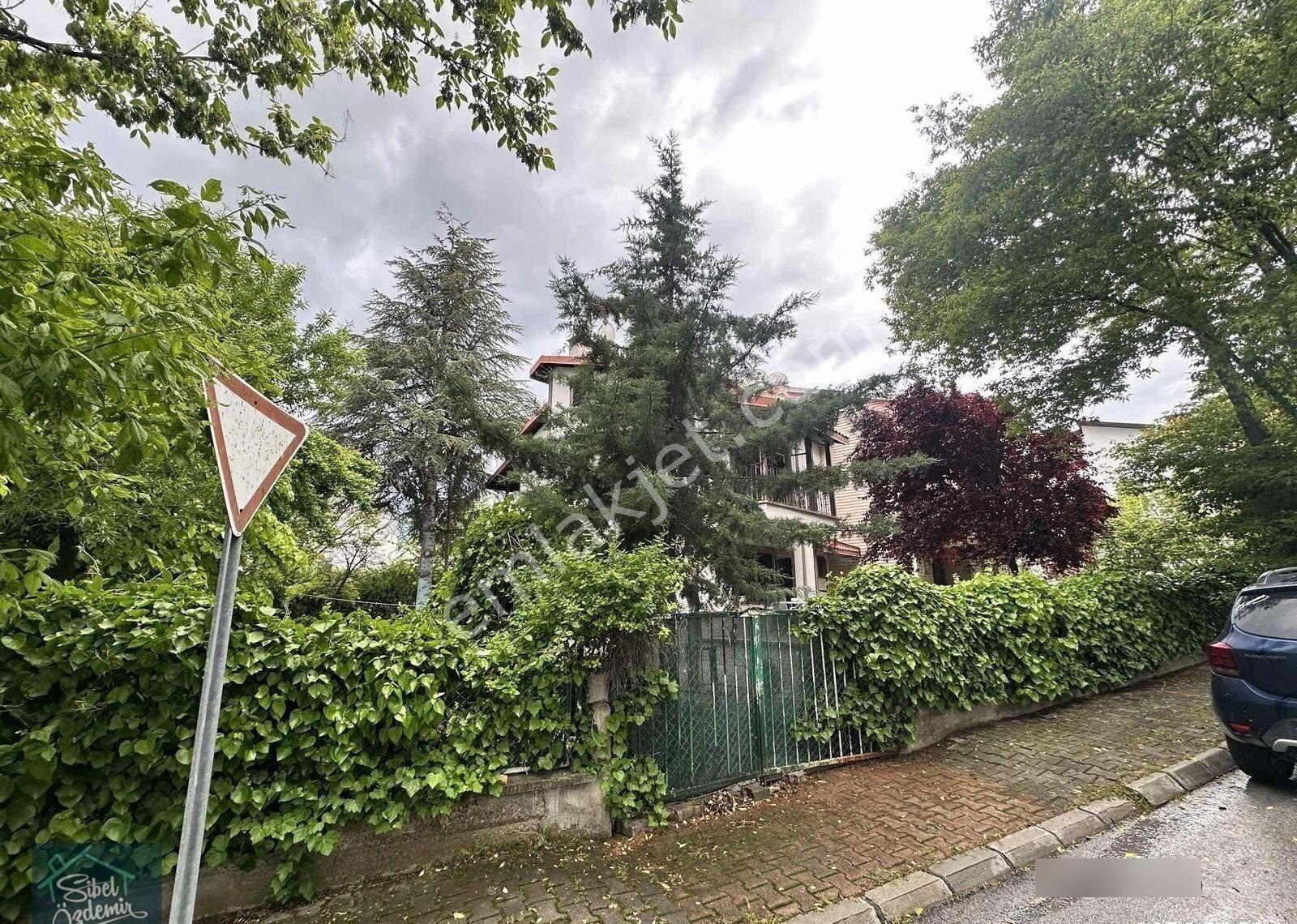 Yaşamkent İşköy Sitesinde En Büyük Bahçeye Sahip 4+2 Villa - Görsel 15
