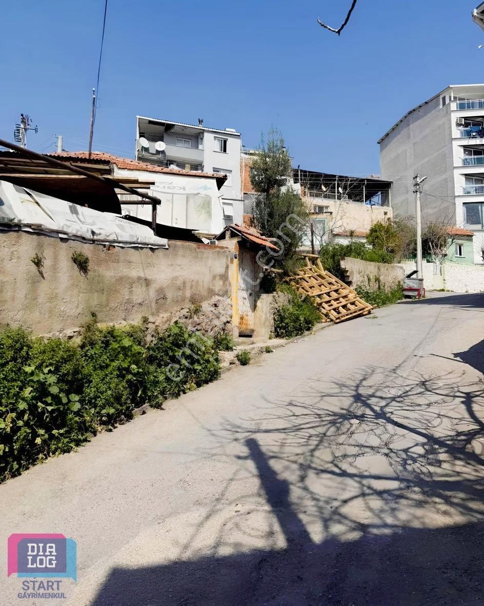 Bayraklıda Mazaralı Müstakil Parsel Satılık Arsa - Görsel 3