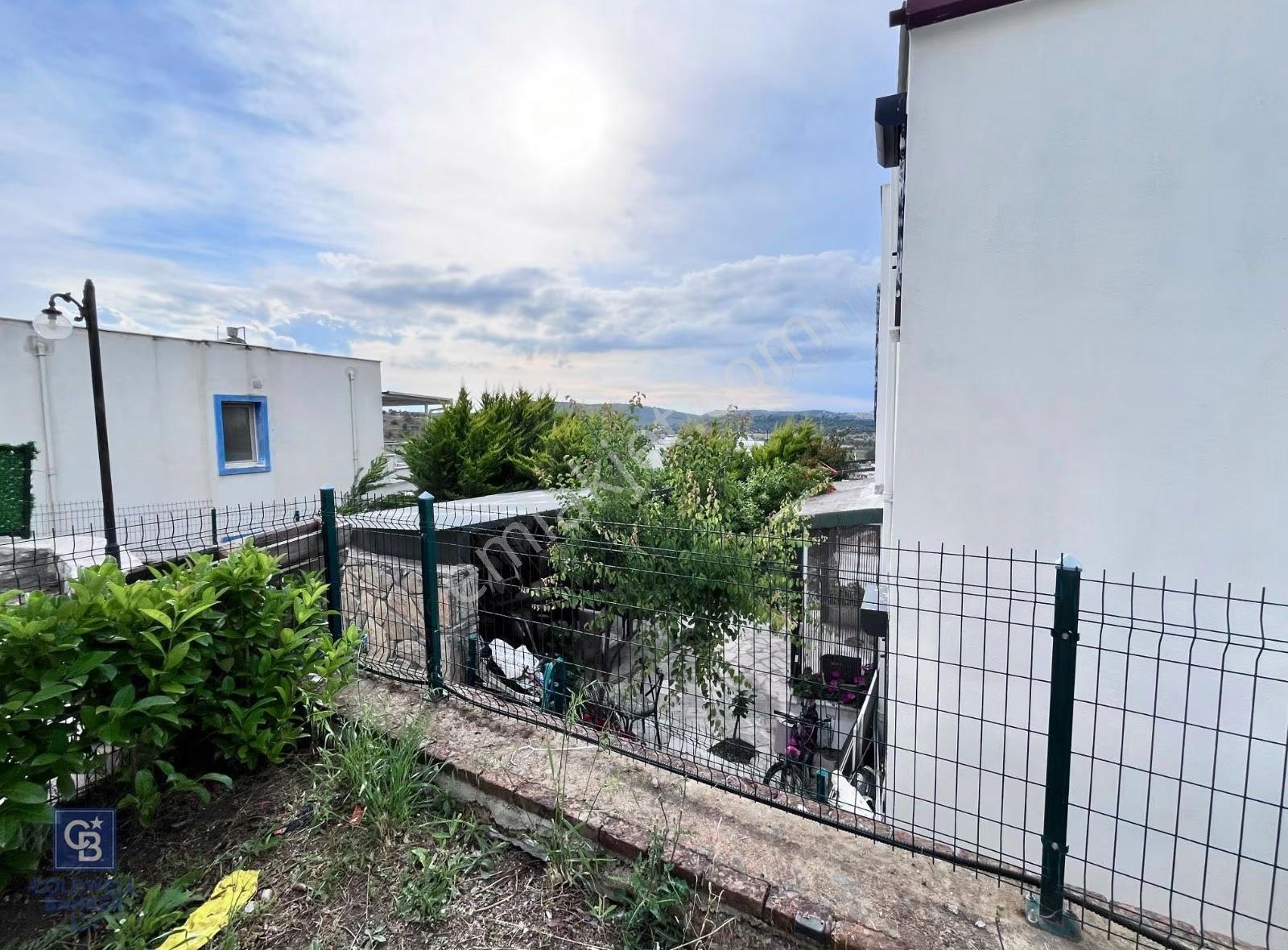 Meşelik'de Göl Manzaralı Havuzlu Site'de Müstakil Bahçeli Villa - Görsel 31