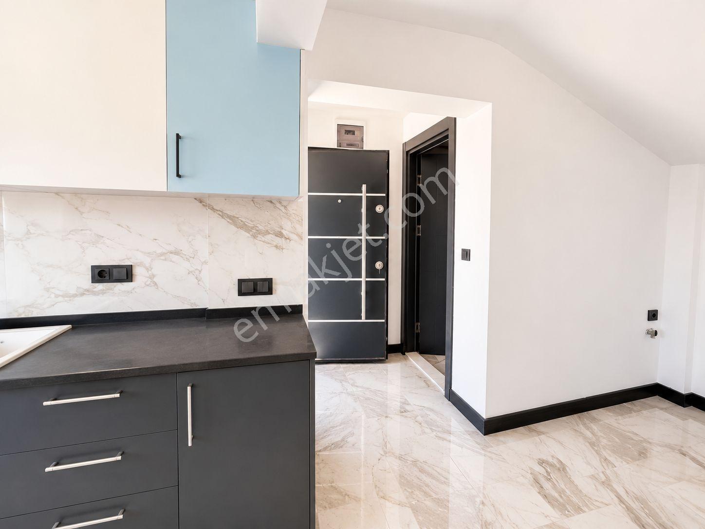 Denize Yakın Satılık Sıfır Dublex Villa - Özel Plajlı Sitede - Görsel 15