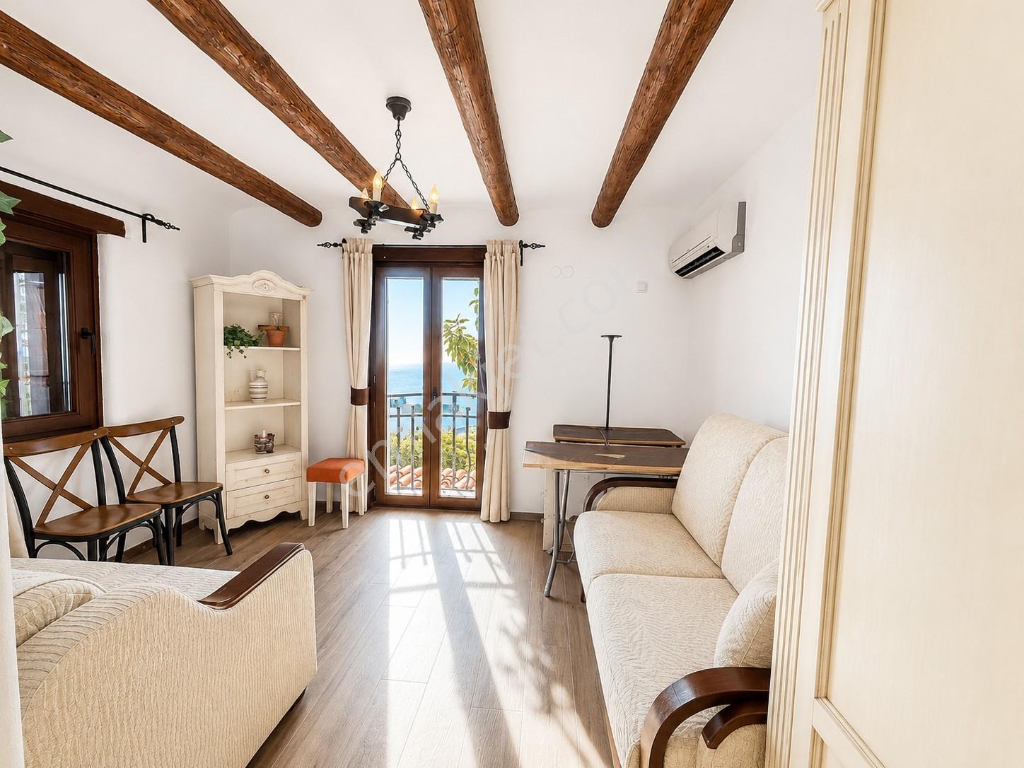 Bodrum Gümüşlükte Satılık Villa İngilizden 9 Ada Manzaralı Ev - Görsel 16