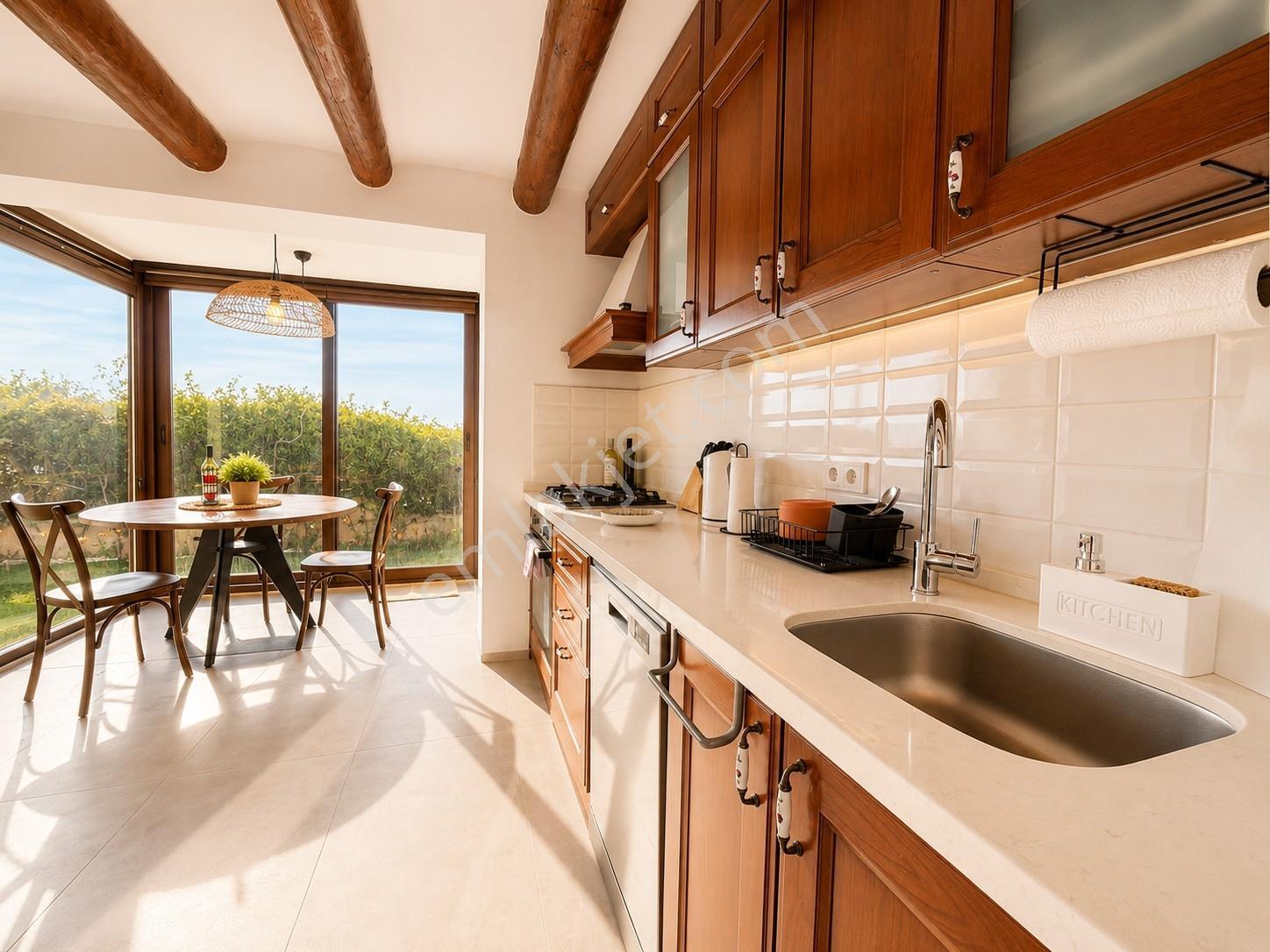 Bodrum Gümüşlükte Satılık Villa İngilizden 9 Ada Manzaralı Ev - Görsel 8