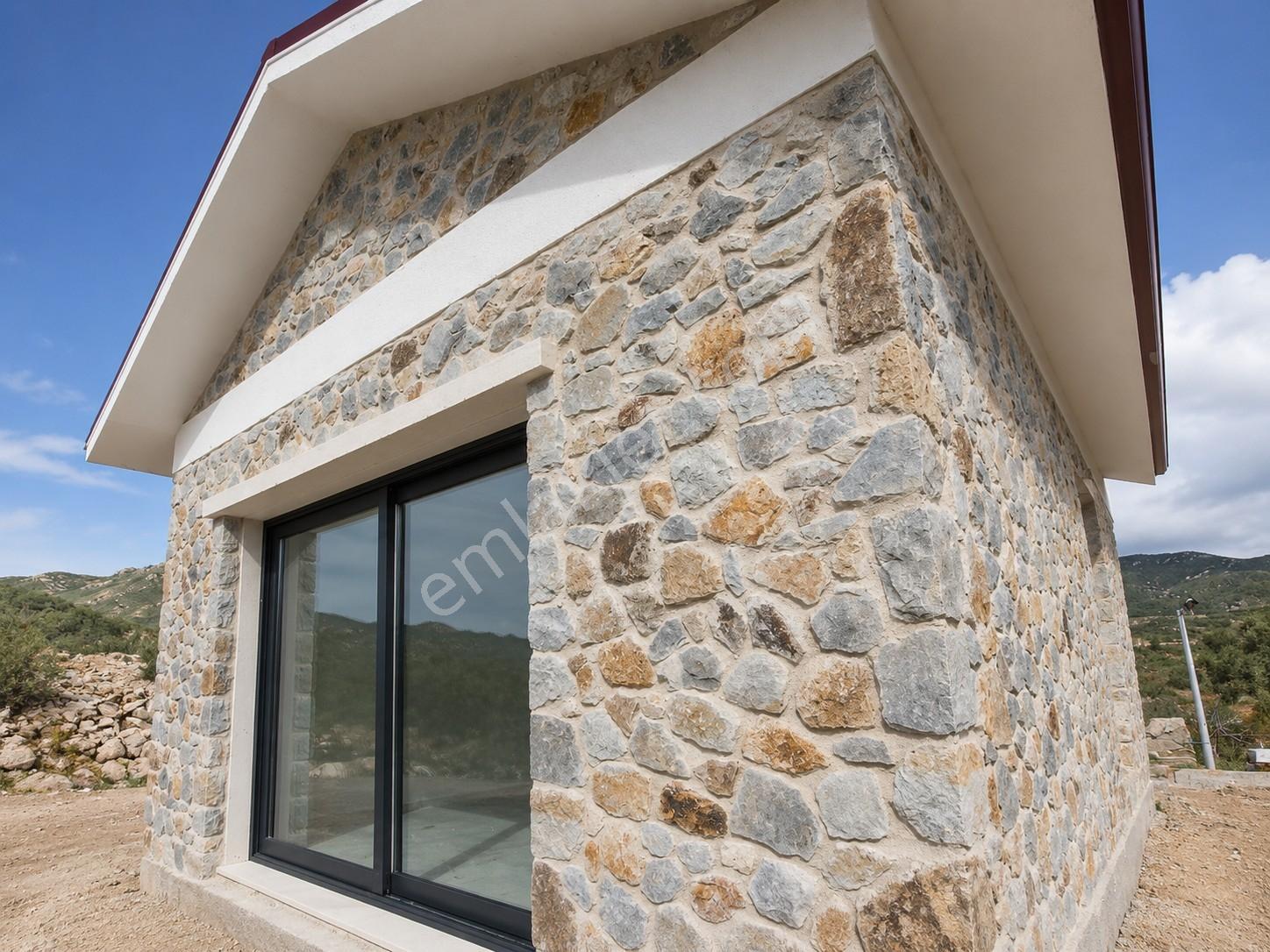 Bodrum'da Satılık Müstakil Ev Tek Katlı Büyük Bahçeli Yeni Villa - Görsel 24